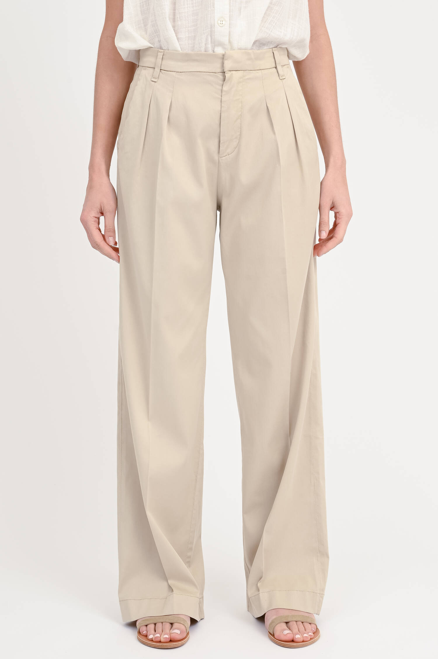 Pleated Chino in Cold Brew