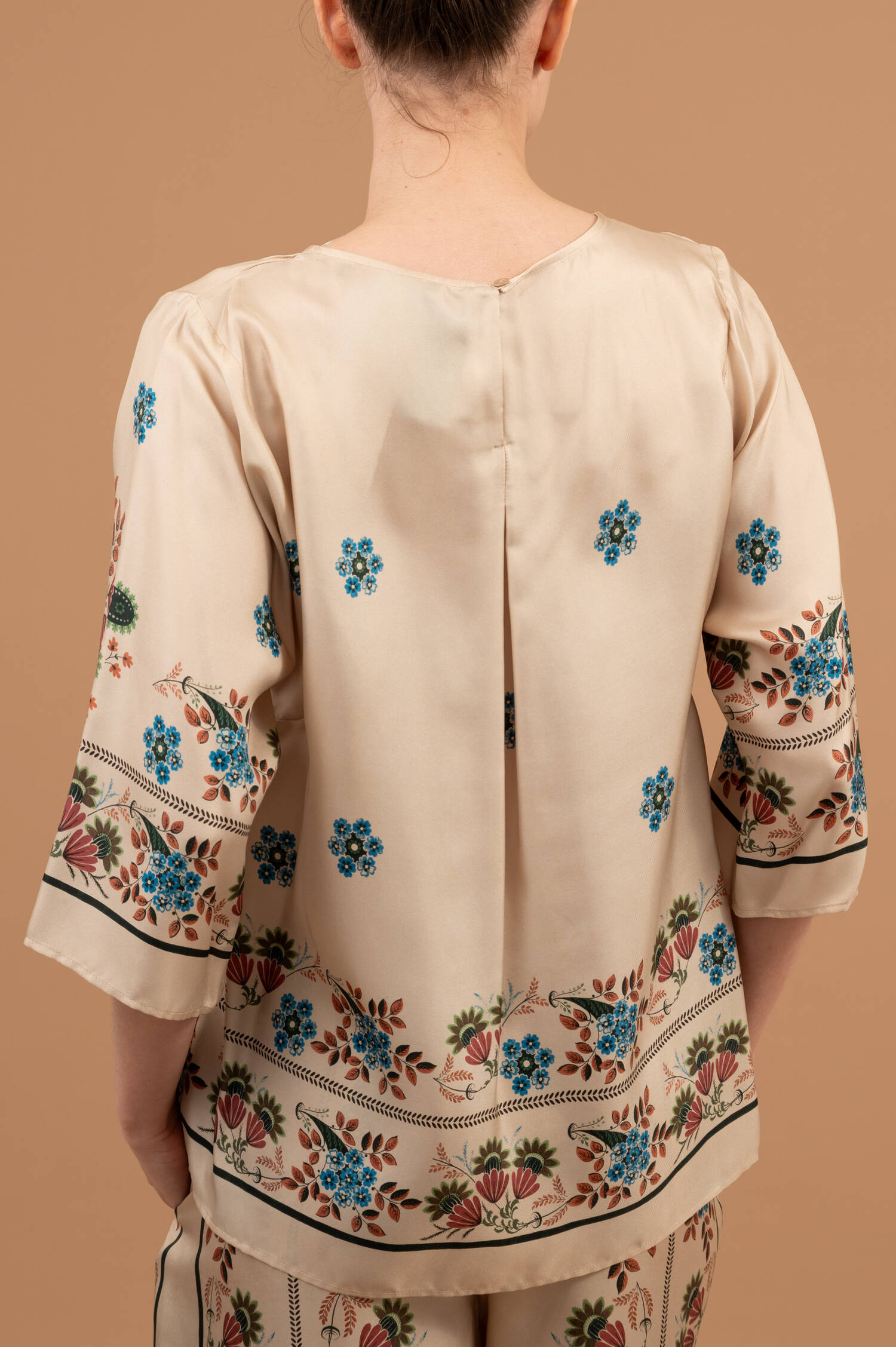 Seidentop SAMBA in Elfenbeinbeige