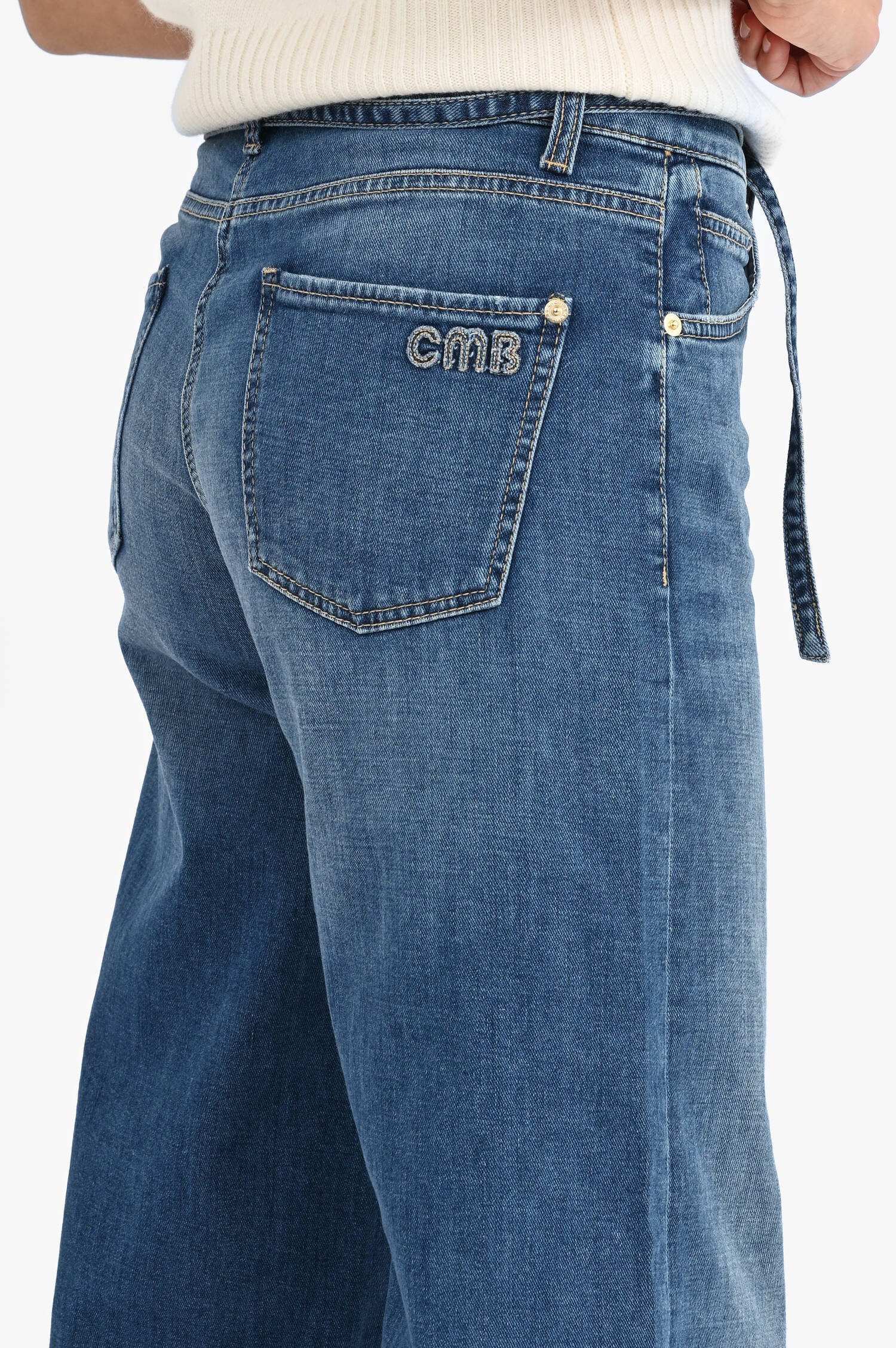 Wide-Leg-Jeans mit Gürtel in Used Blue
