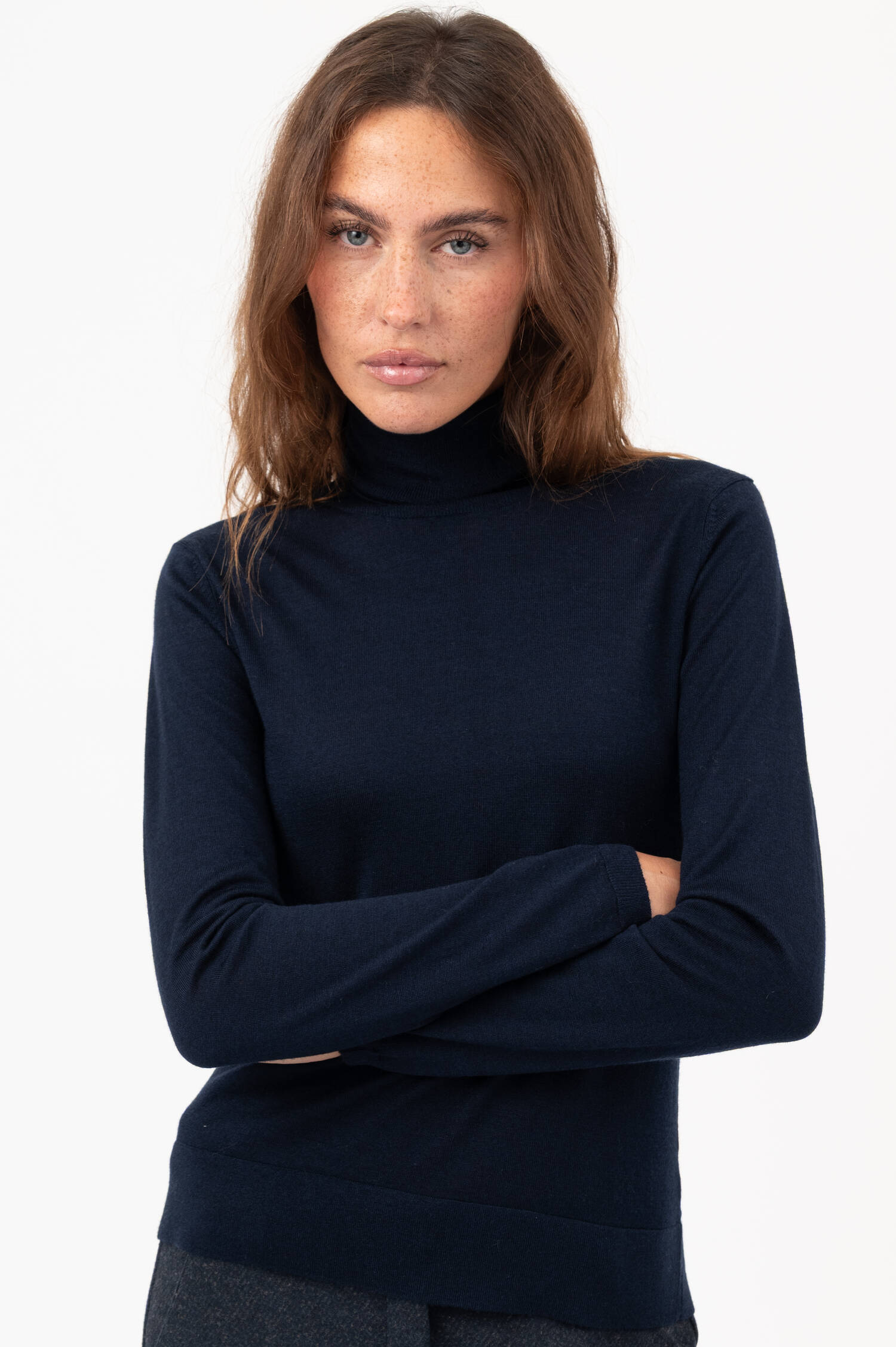 Woll-Seiden-Rollkragen-Pullover in Navy