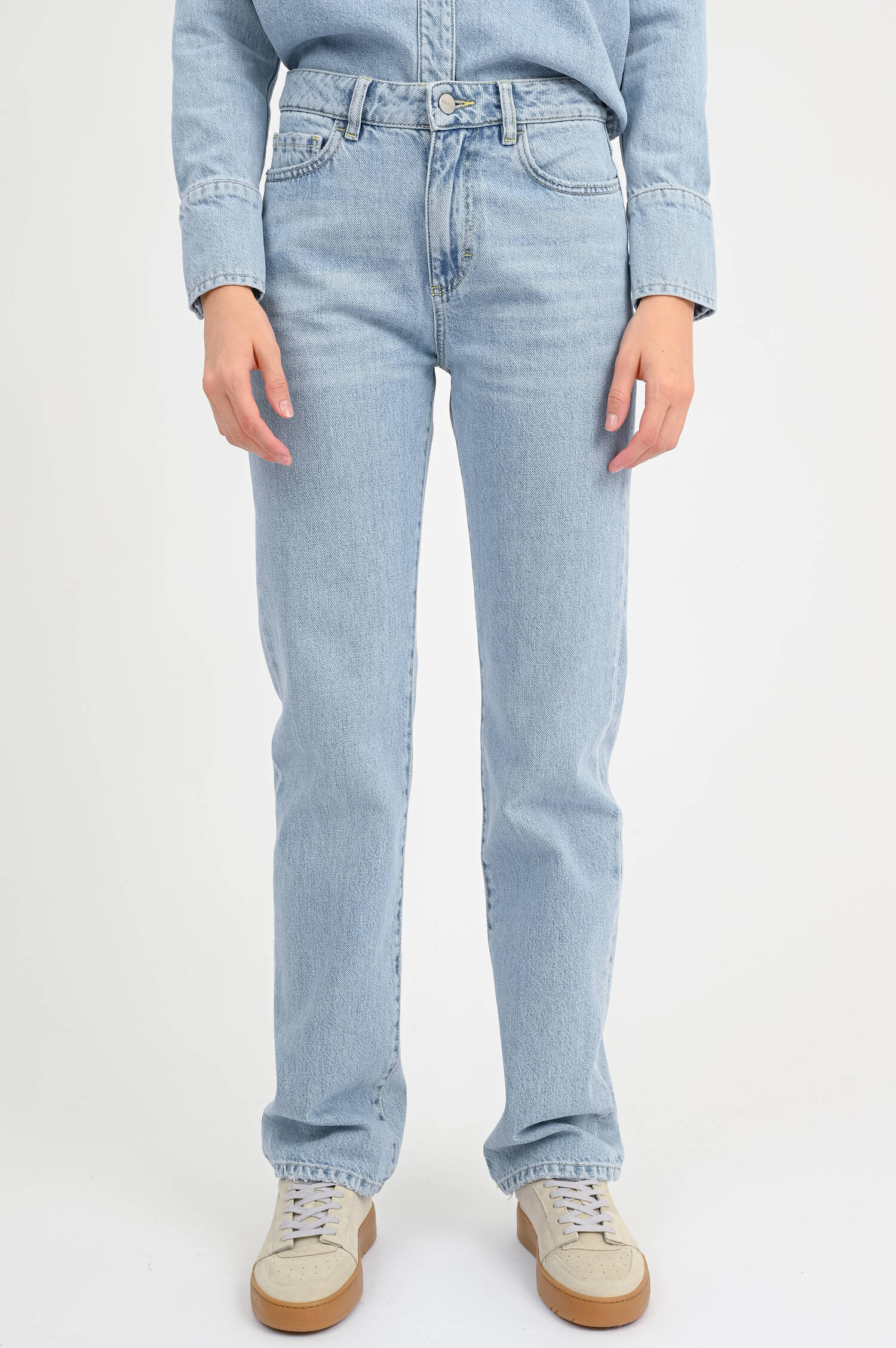 Wide-Leg Jeans SKYE in Hellblau