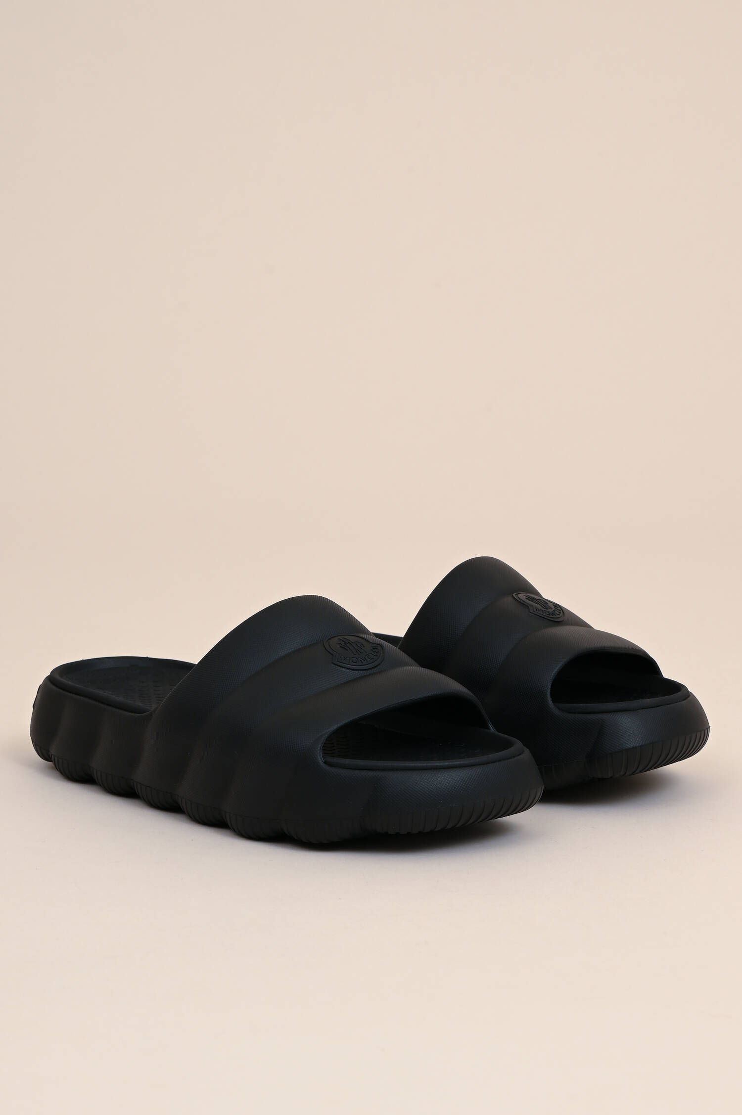 Pantolette LILO in Schwarz