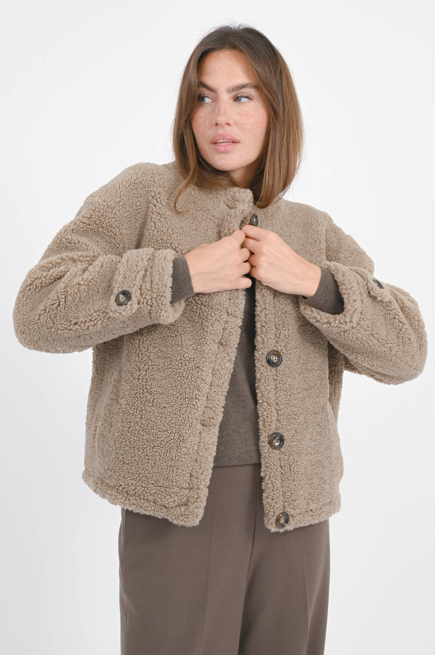 Kurze Teddyjacke YOGI in Haselnuss