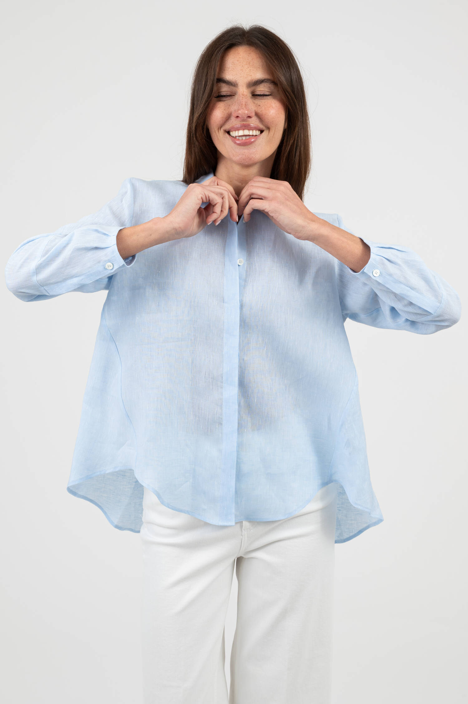 Leinenbluse NORA in Hellblau