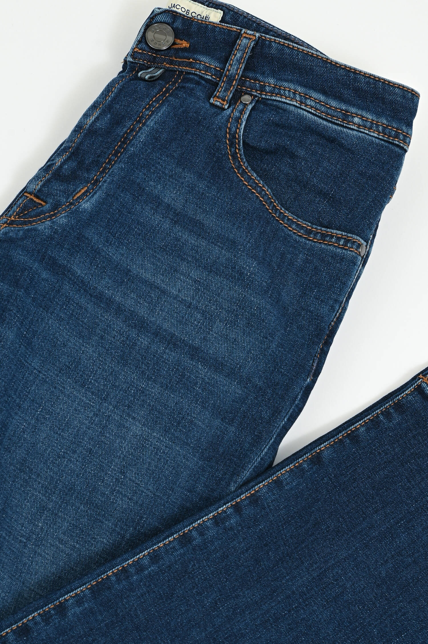Jeans BARD in Medium Blue Jeans BARD in Medium Blue