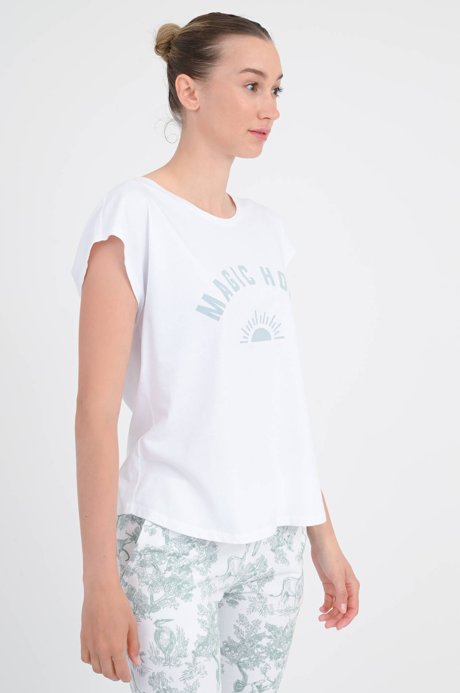 T-Shirt SARA mit Magic Hour-Print in Weiß/Mint