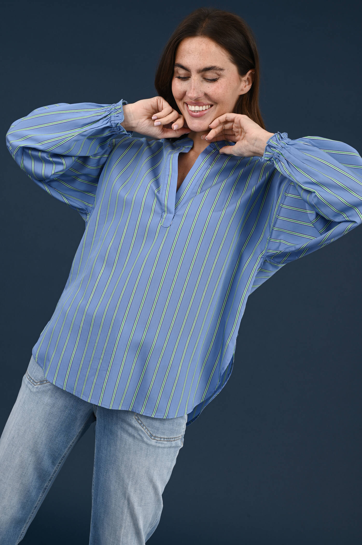 Schlupfbluse in Blau/Grün/Gold