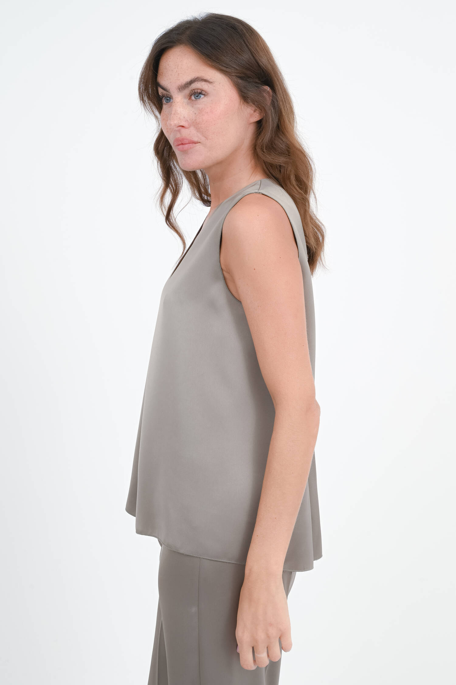 Blusentop mit V-Ausschnitt in Taupe