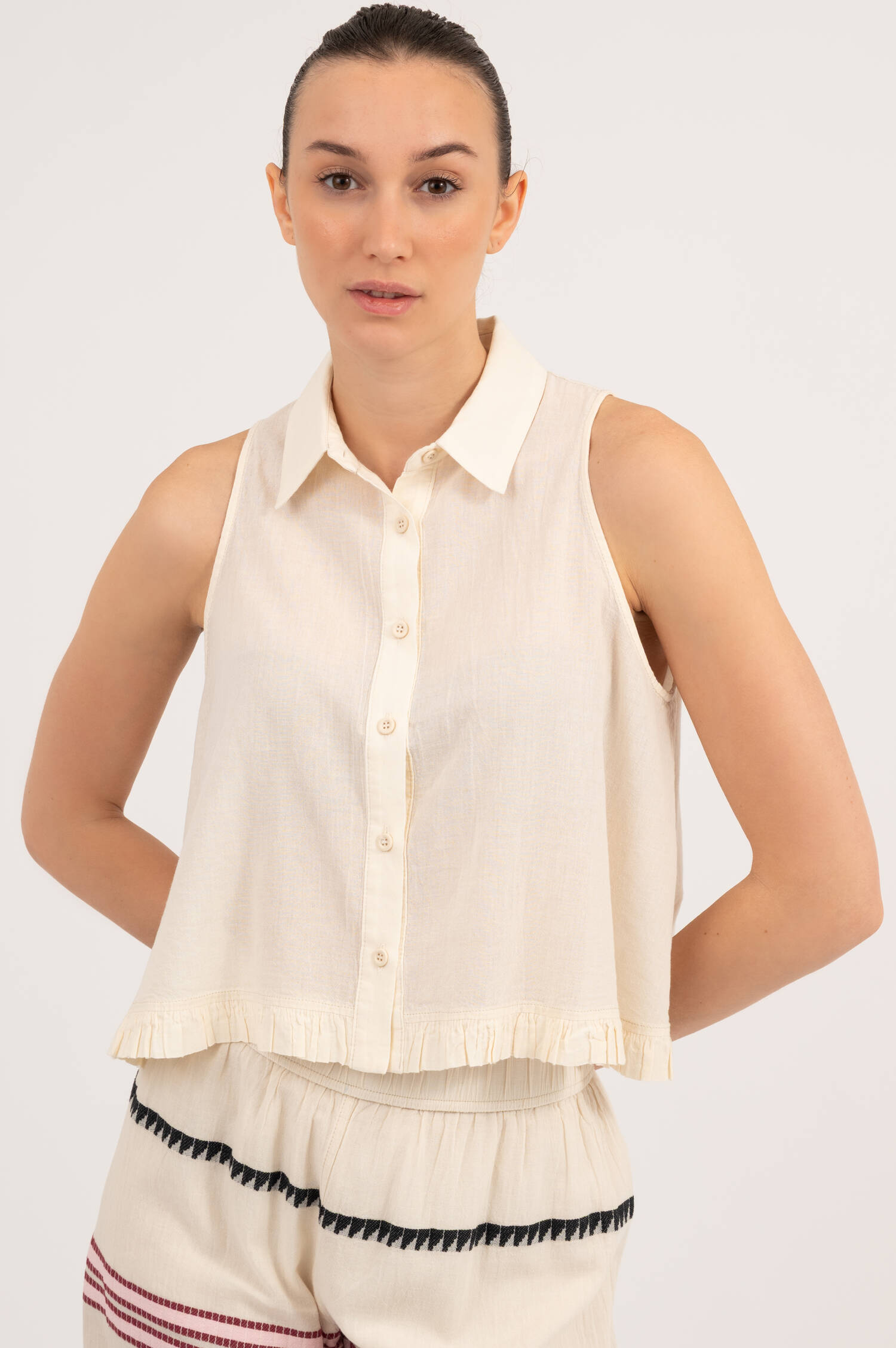 Blusentop SOLSTICE in Natur