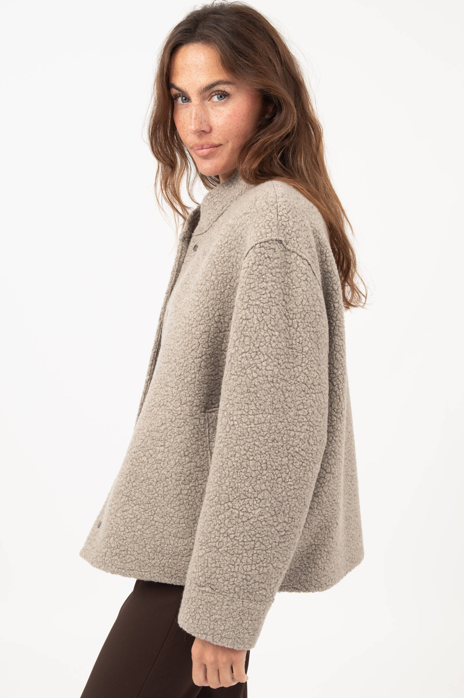 Bouclé Bomberjacke in Taupe Bouclé Bomberjacke in Taupe