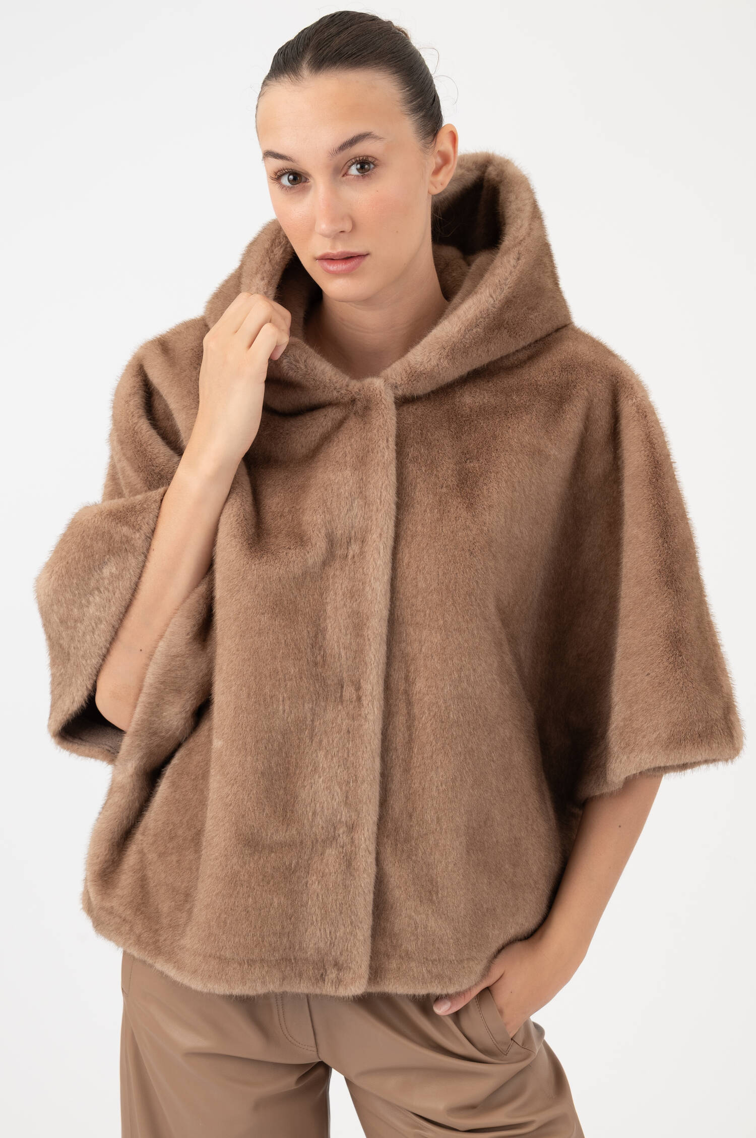 Faux-Fur-Jacke CILET in Camel Faux-Fur-Jacke CILET in Camel