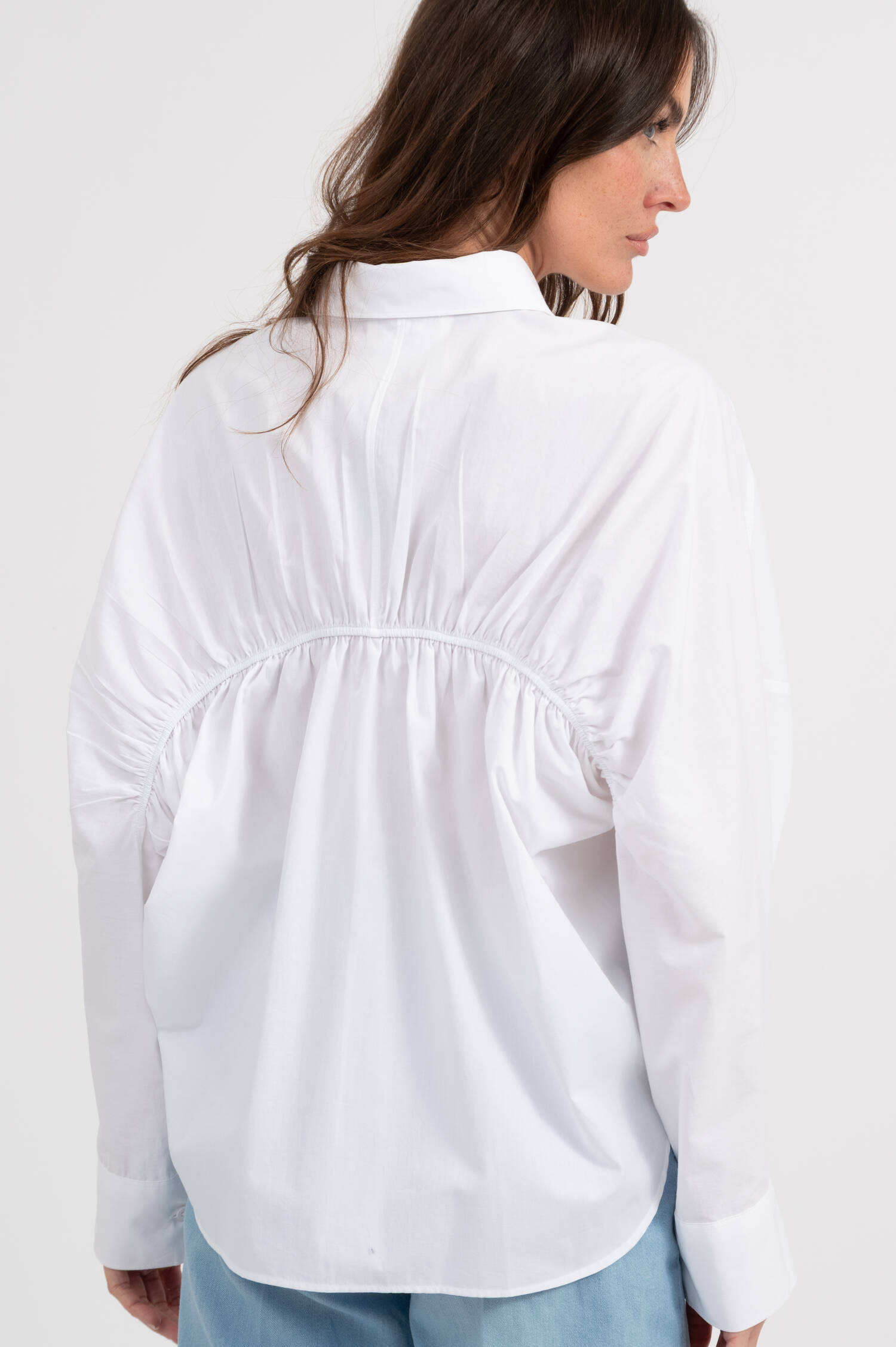 Relaxed Bluse in Weiß Relaxed Bluse in Weiß