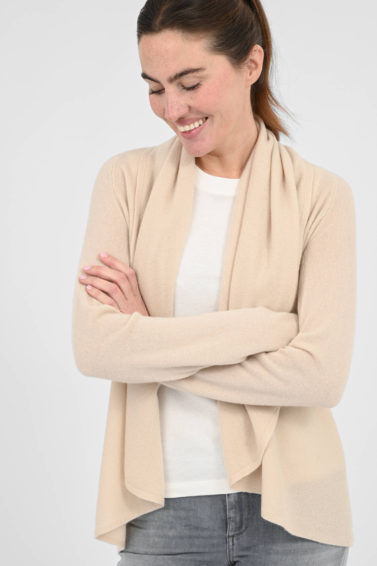 Cashmere-Strickjacke mit Schalkragen in Natur