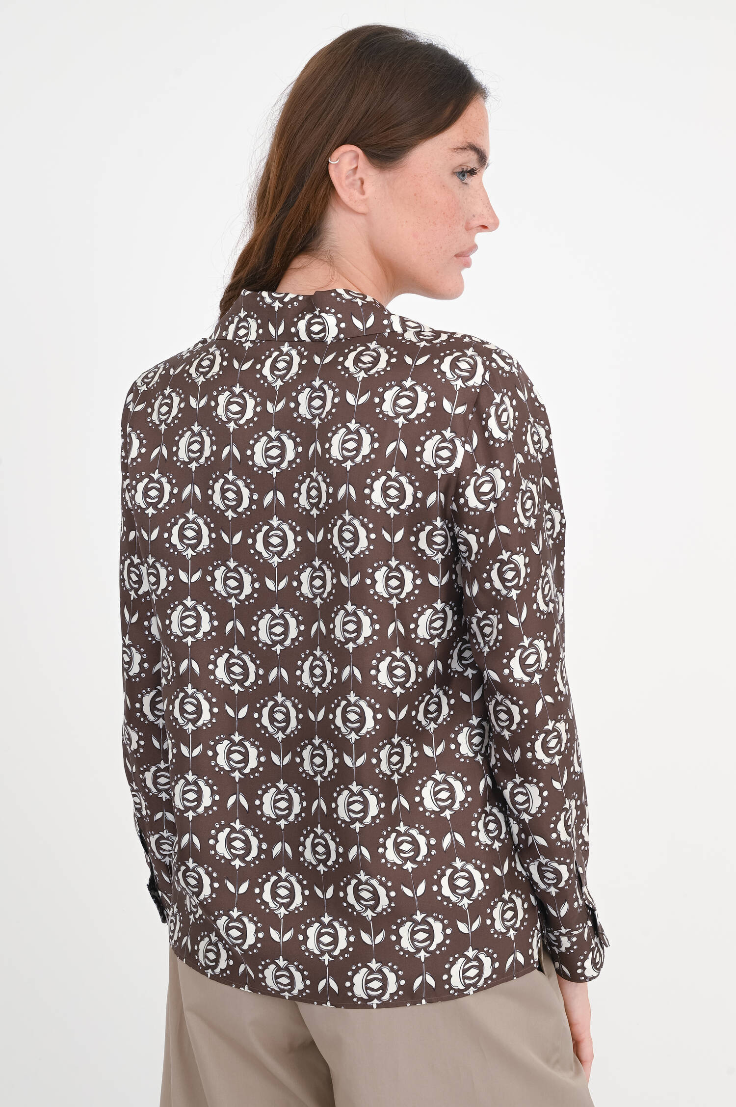 Gemusterte Seidenbluse CAMICIA in Braun/Weiß
