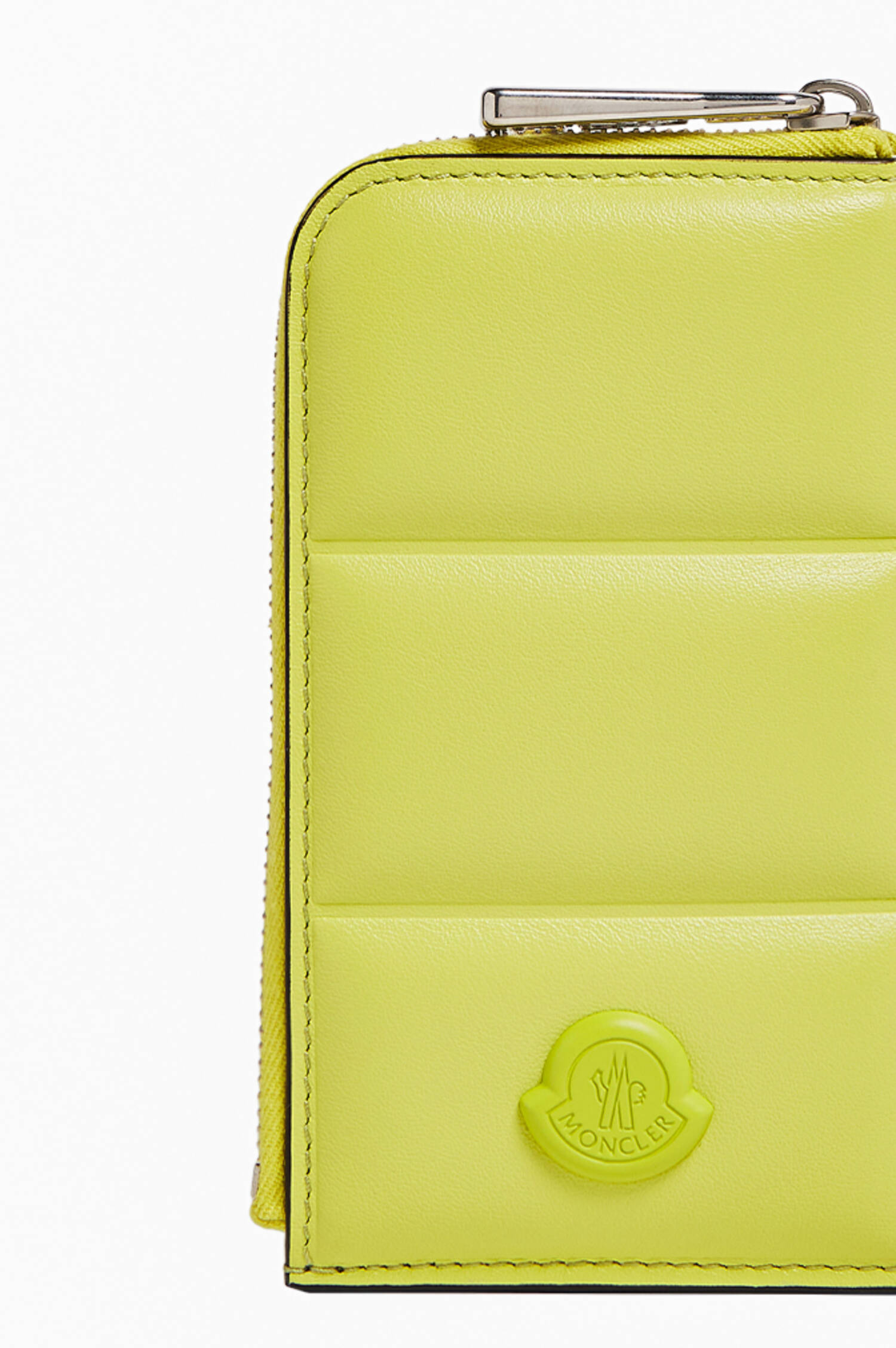 Kartenetui aus Leder in Apfelgrün