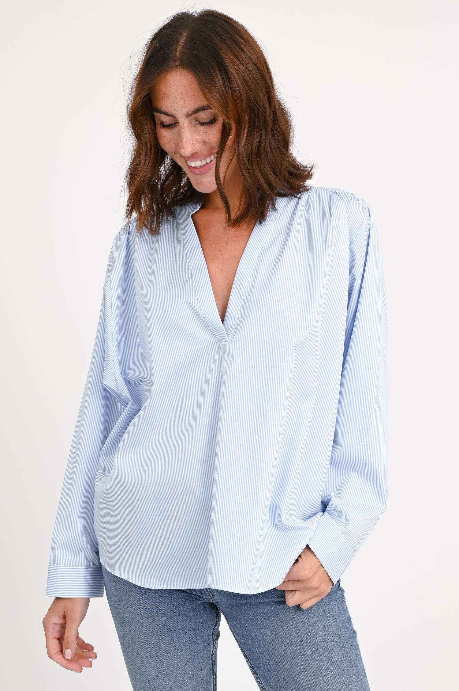 Oversize-Bluse in Blau/Weiß gestreift Oversize-Bluse in Blau/Weiß gestreift