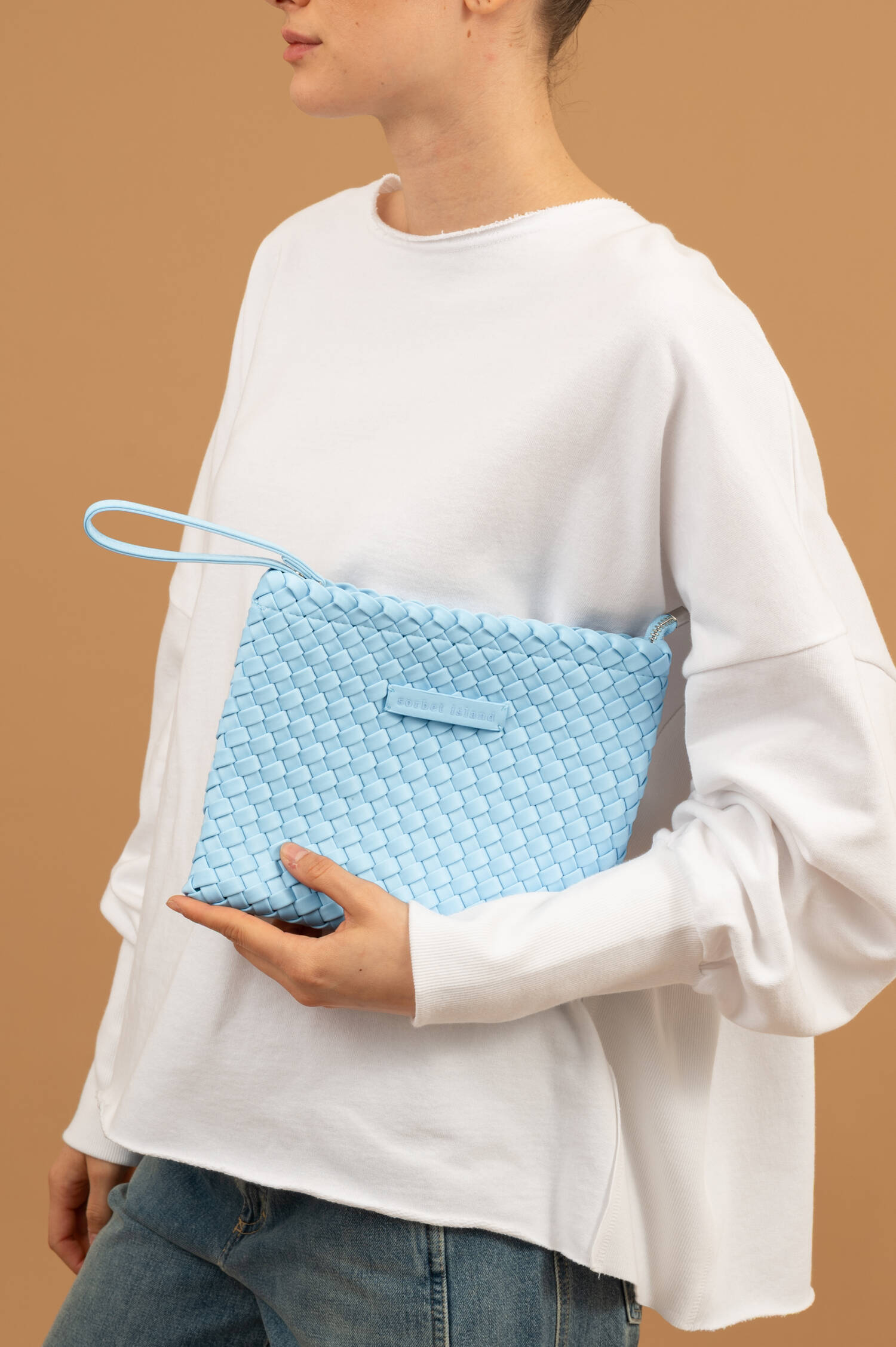 Neopren Clutch in Hellblau