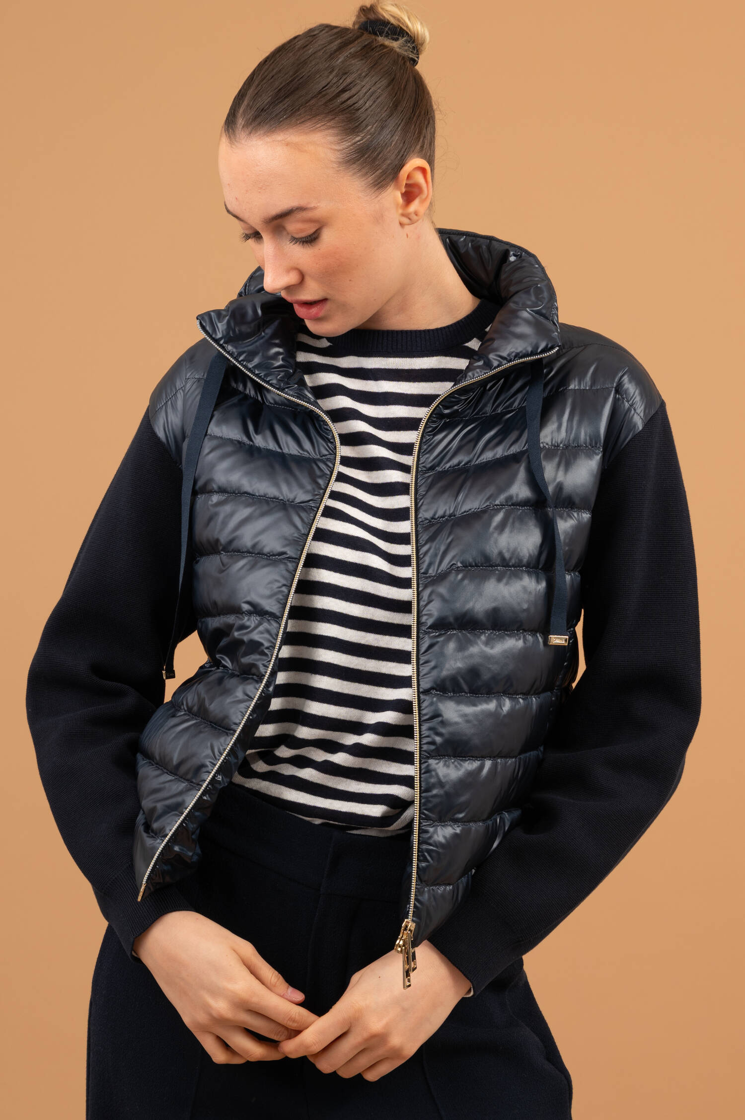 Hybrid Jacke in Navy Blau Hybrid Jacke in Navy Blau