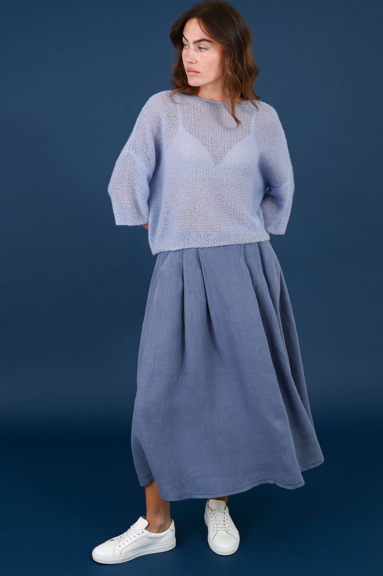 Midi-Leinenrock in Surfblue