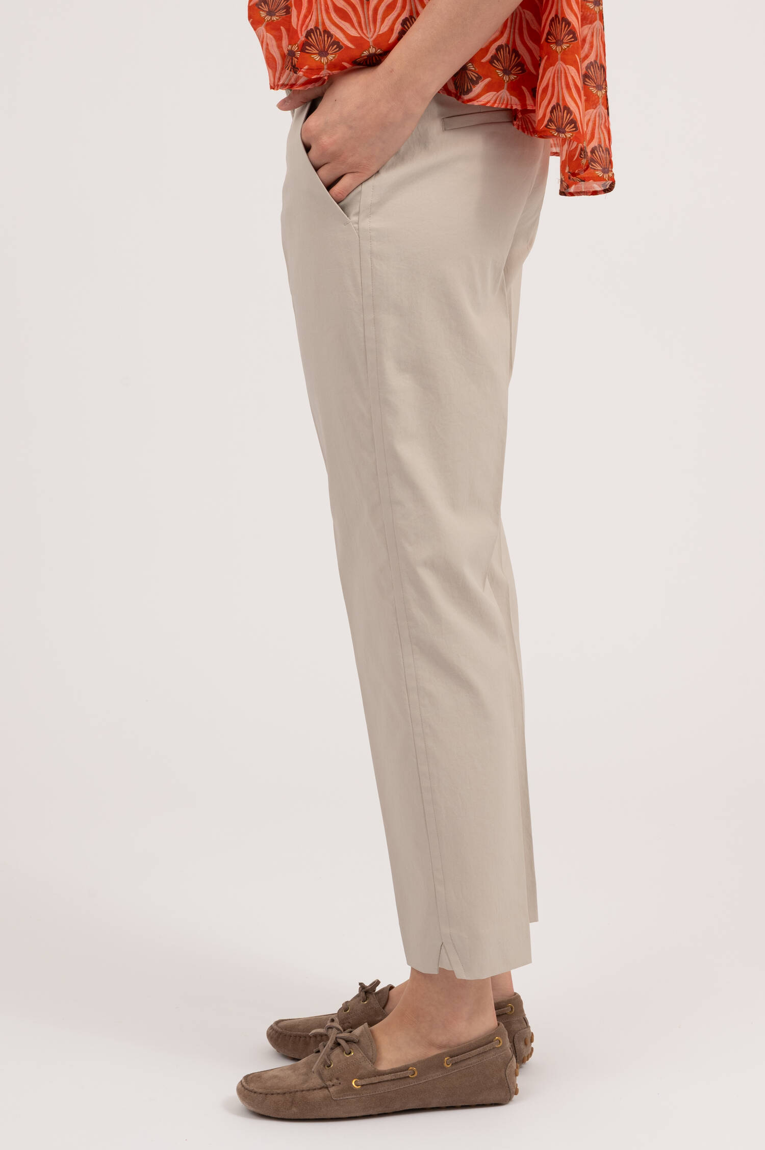 Verkürzte Hose KRYSTAL in Stone Verkürzte Hose KRYSTAL in Stone