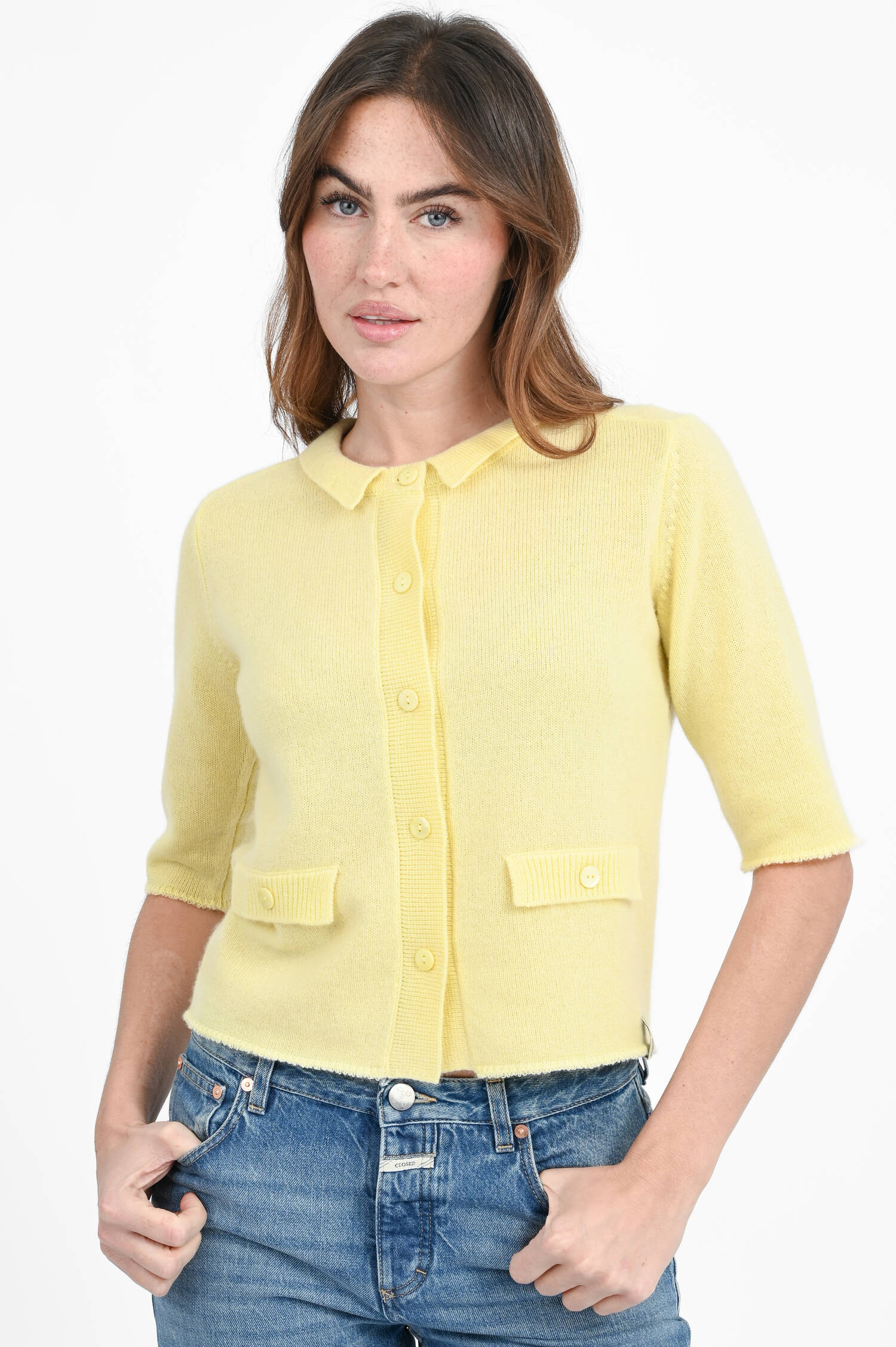 Kurzarm Cardigan aus Cashmere-Mix in Butteryellow Kurzarm Cardigan aus Cashmere-Mix in Butteryellow