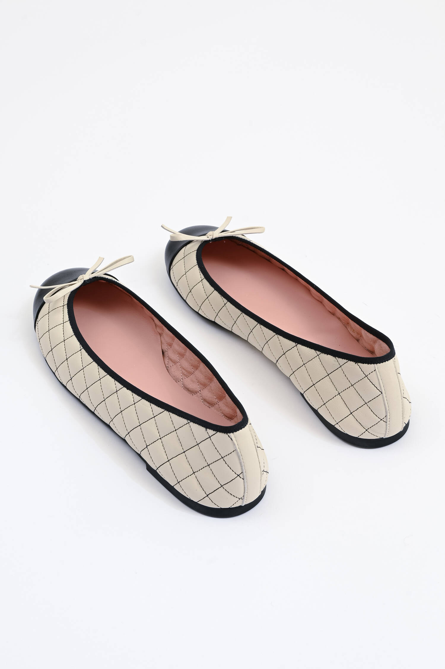  Gesteppte Ballerina in Creme/Schwarz