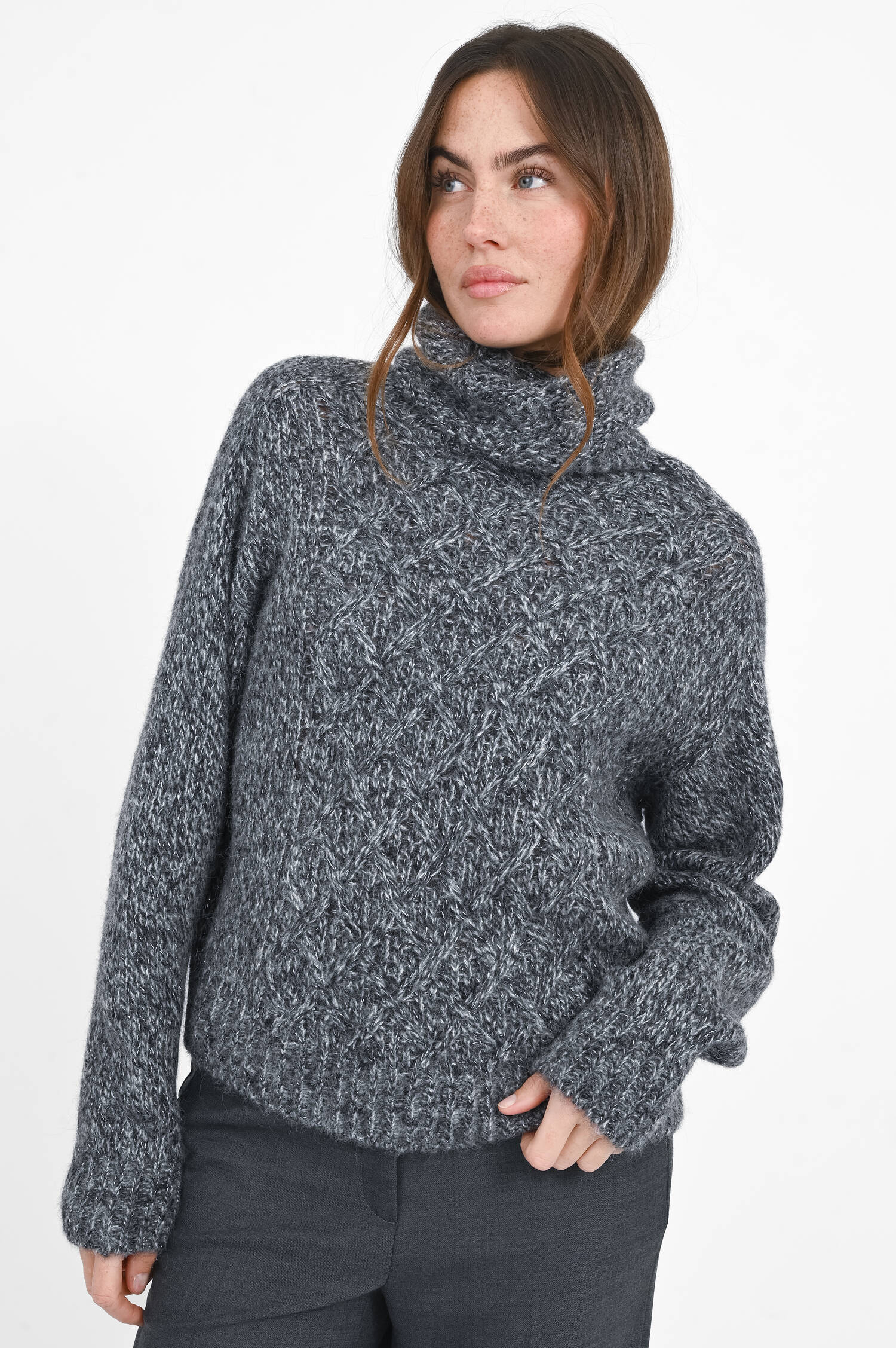 Rollkragenpullover mit Effektgarn in Anthrazit