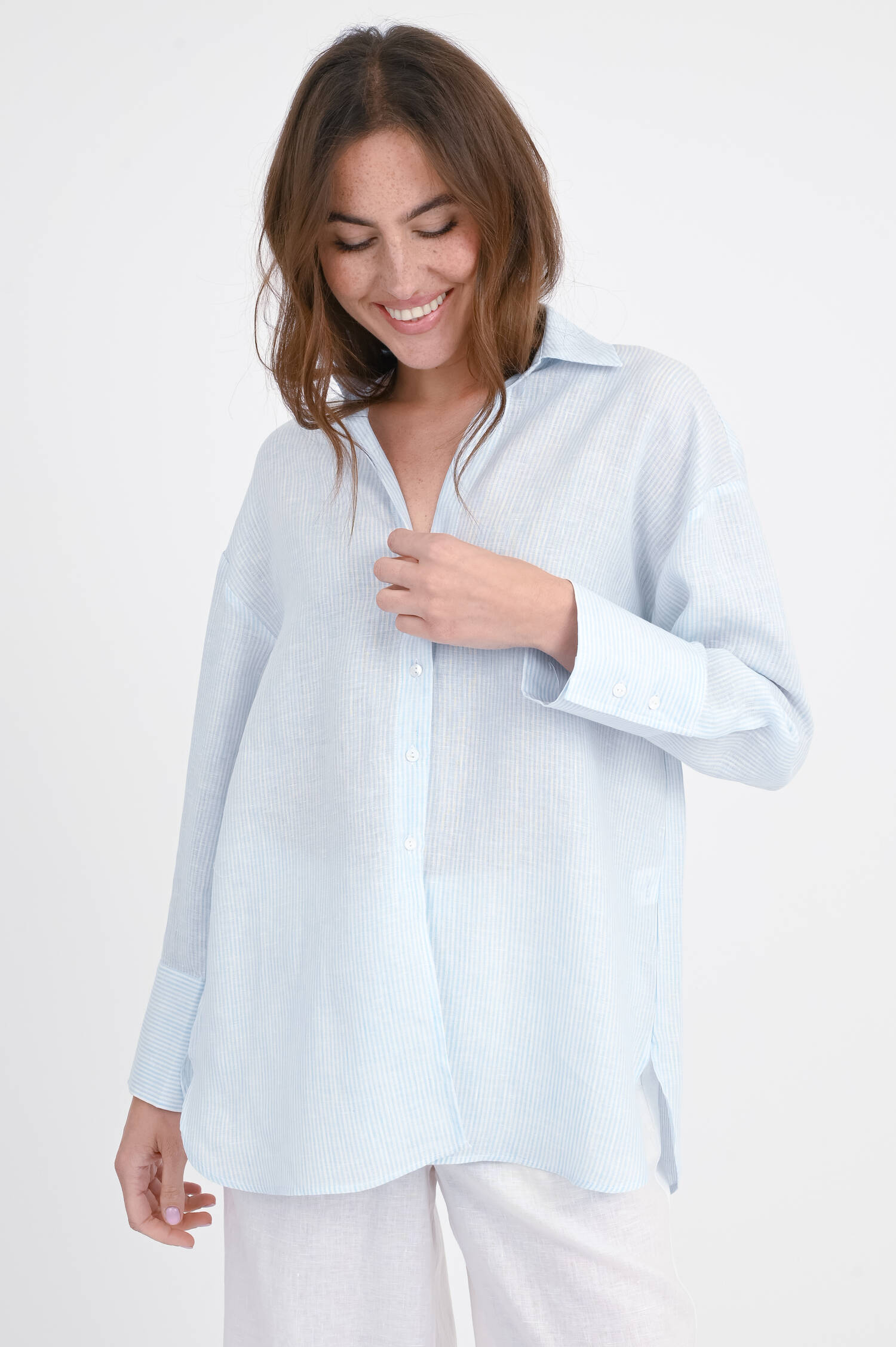 Leinenbluse OPOLLA in Türkis/Weiß schmal gestreift