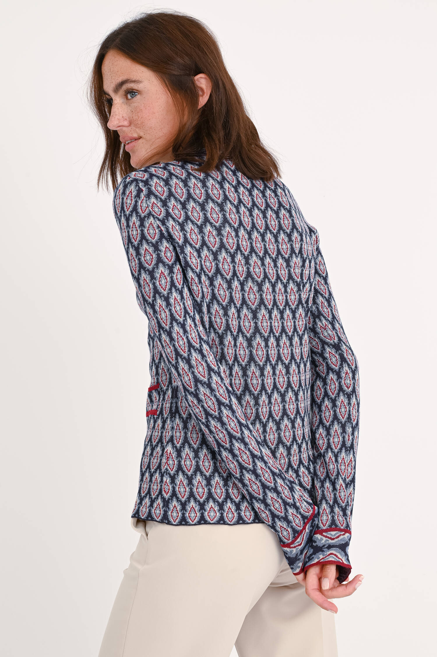 Schluppenbluse in Blau/Rot gemustert