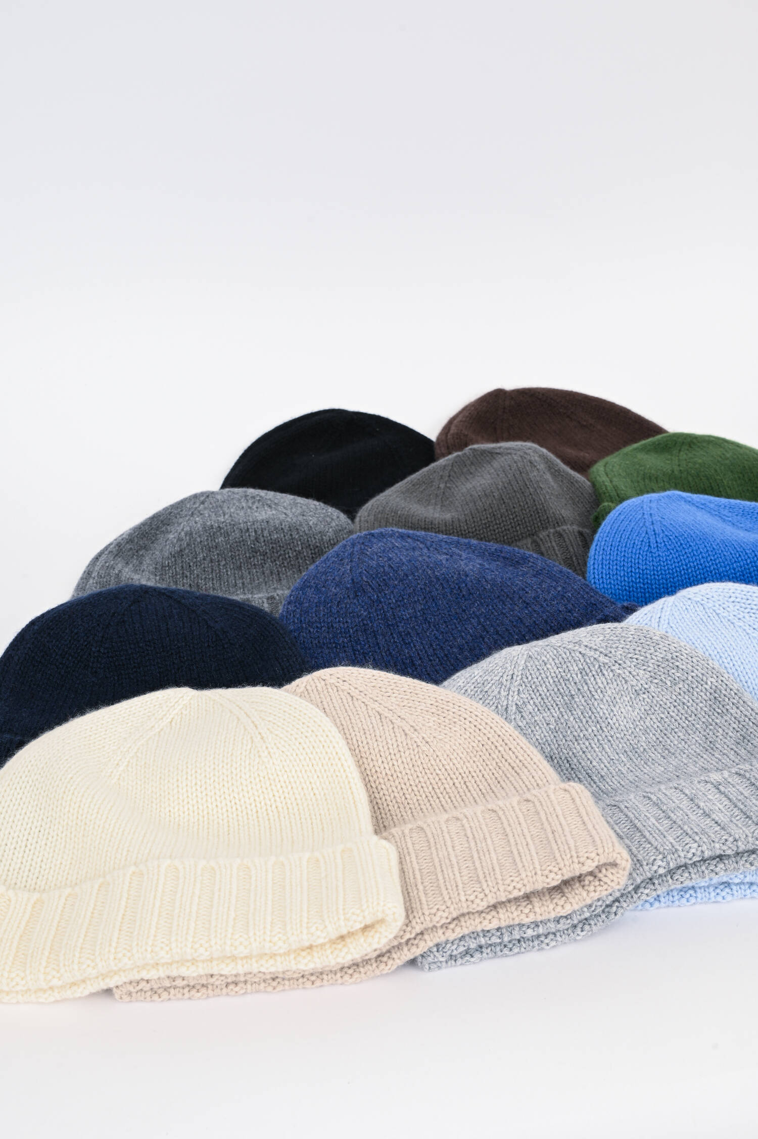 Mütze aus Cashmere in Creme Mütze aus Cashmere in Creme