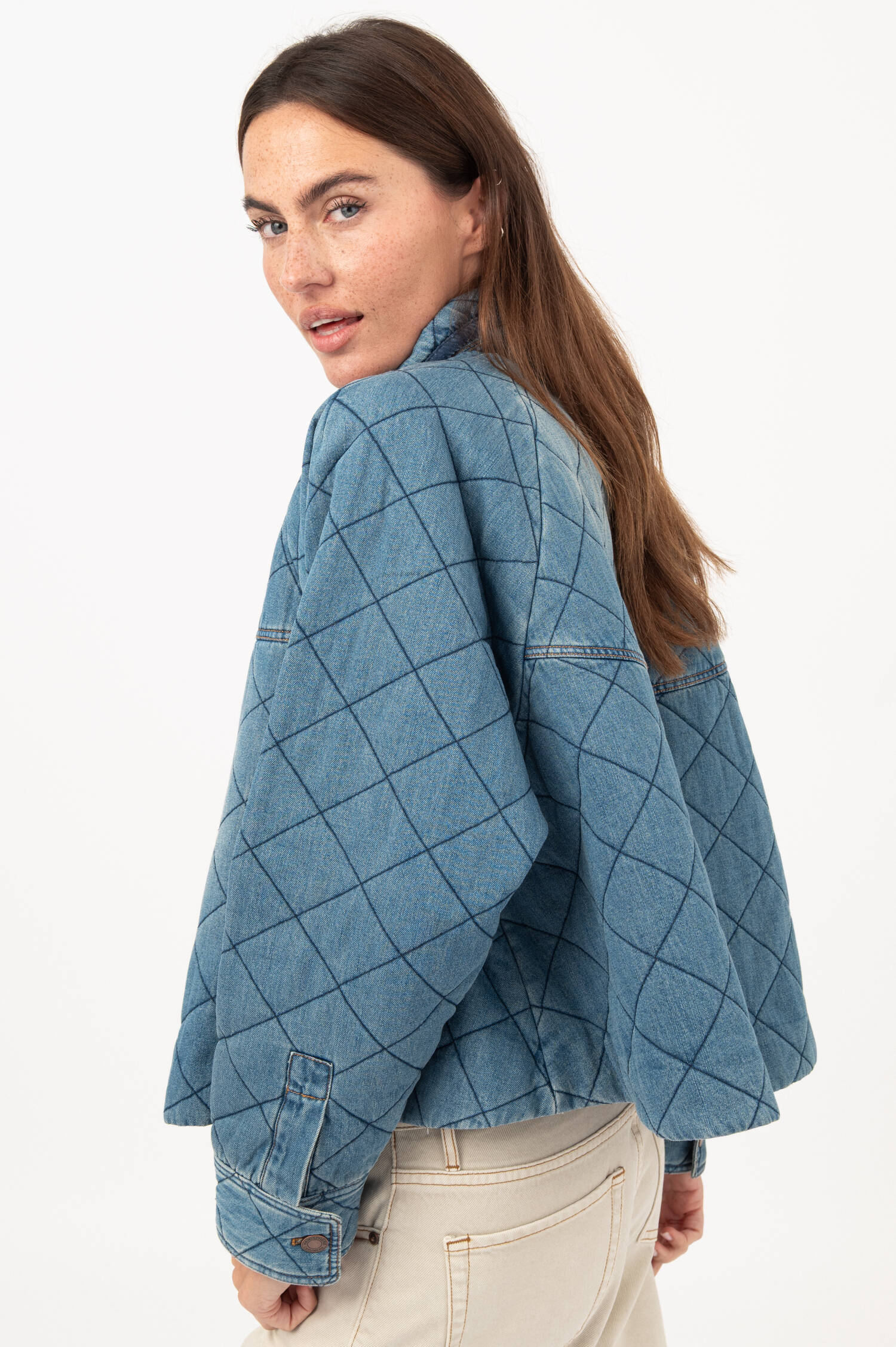 Cropped-Denim-Steppjacke in Blau Cropped-Denim-Steppjacke in Blau