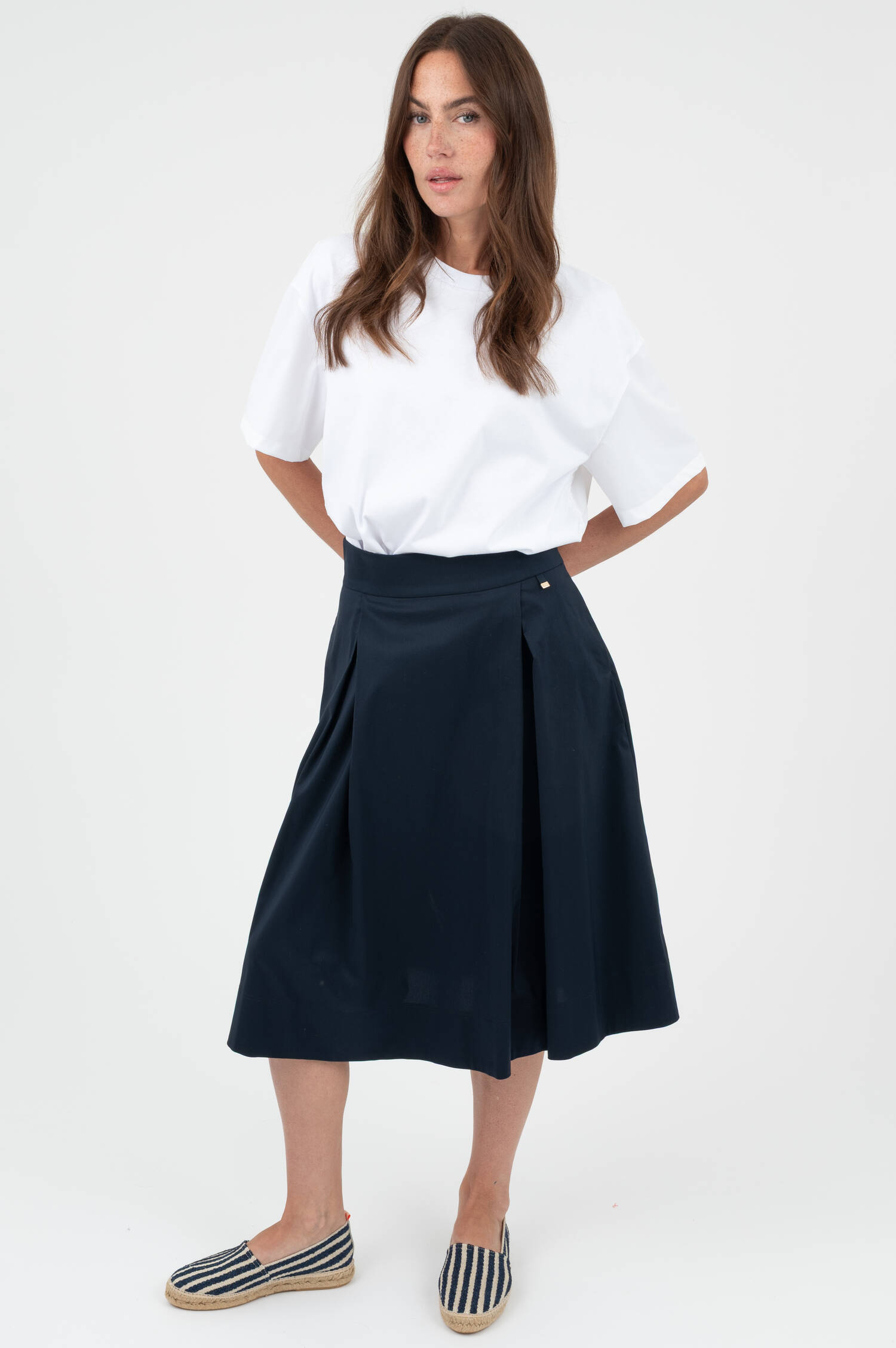 Popeline Rock in Navy Popeline Rock in Navy