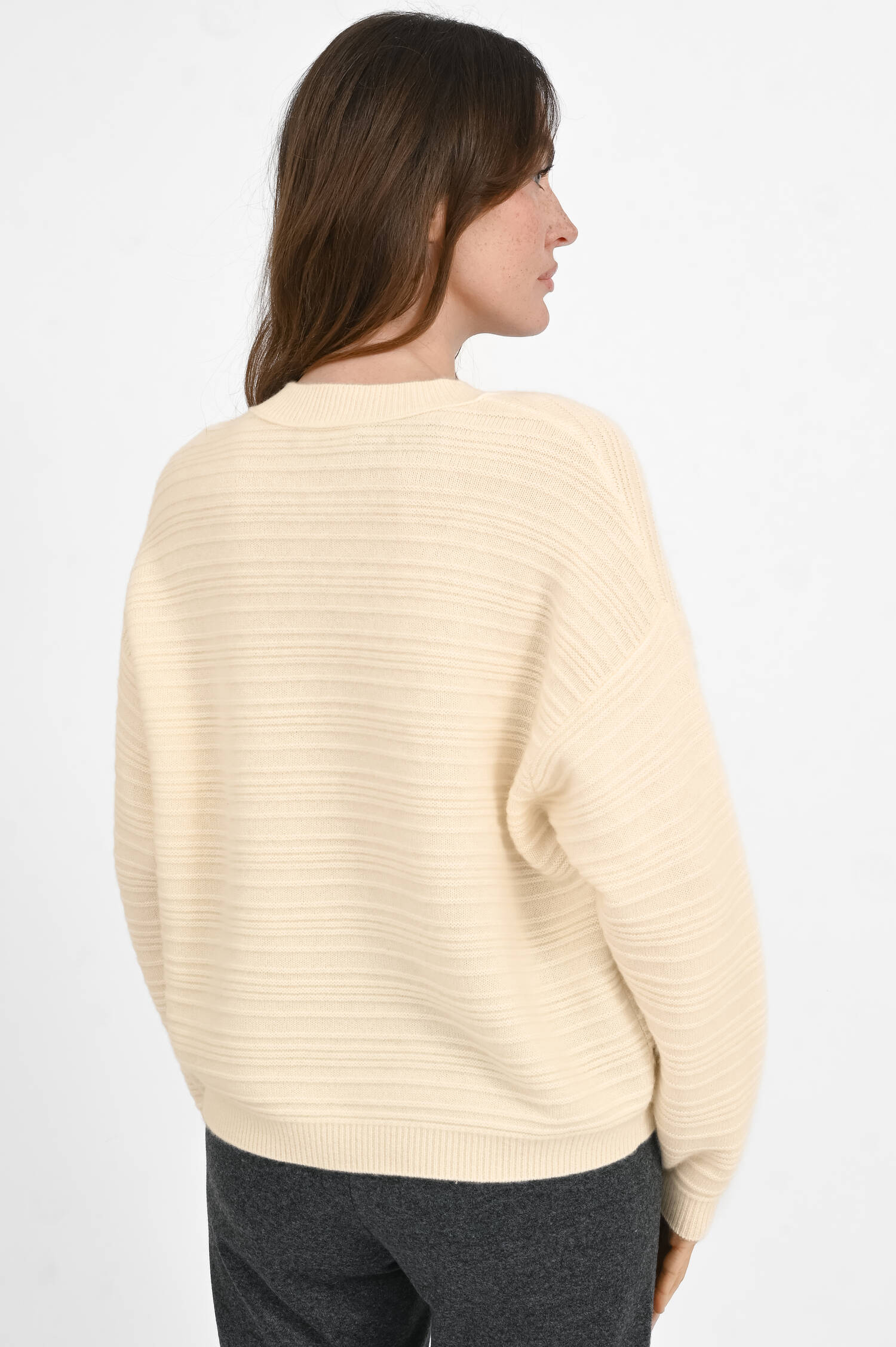Oversized Cashmere Pullover in Cream