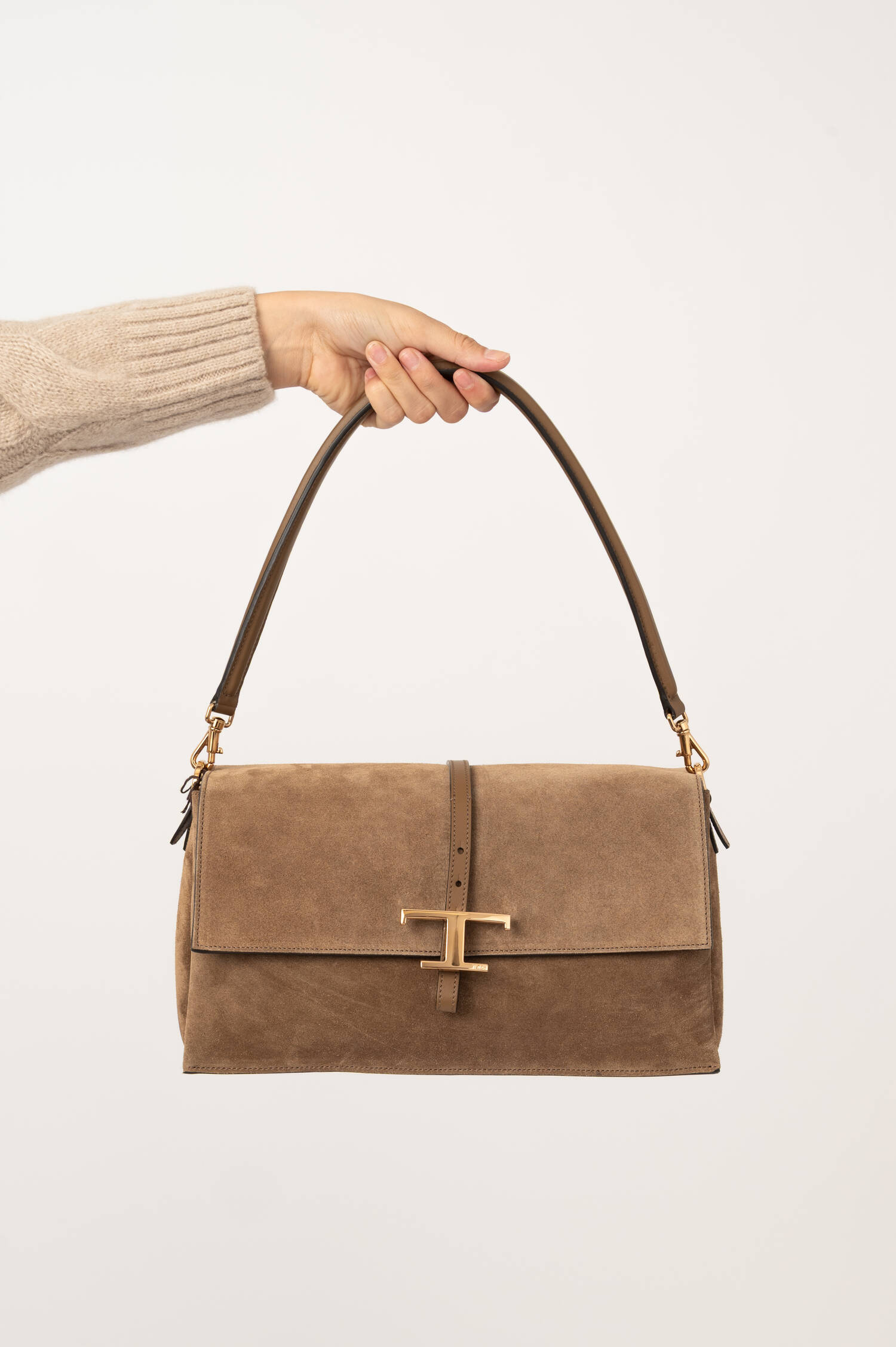 Veloursleder-Schultertasche in Braun