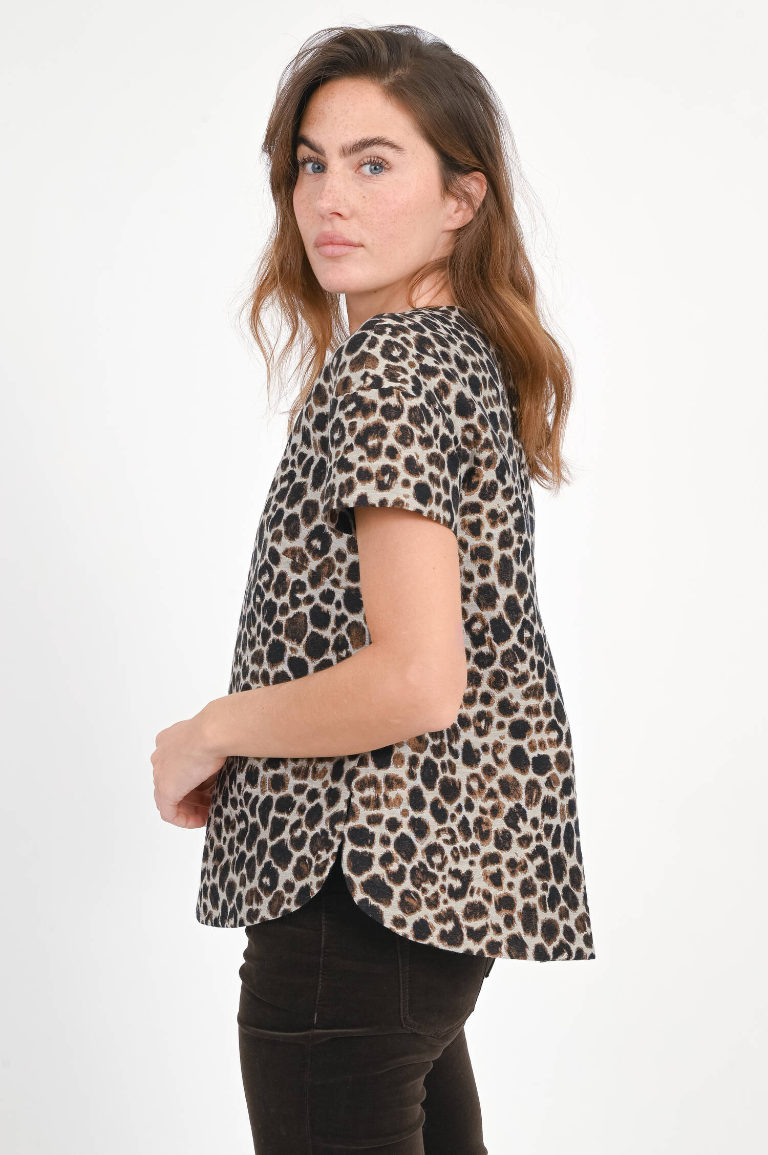 Kurzarm-Bluse im Animal-Print  in Braun