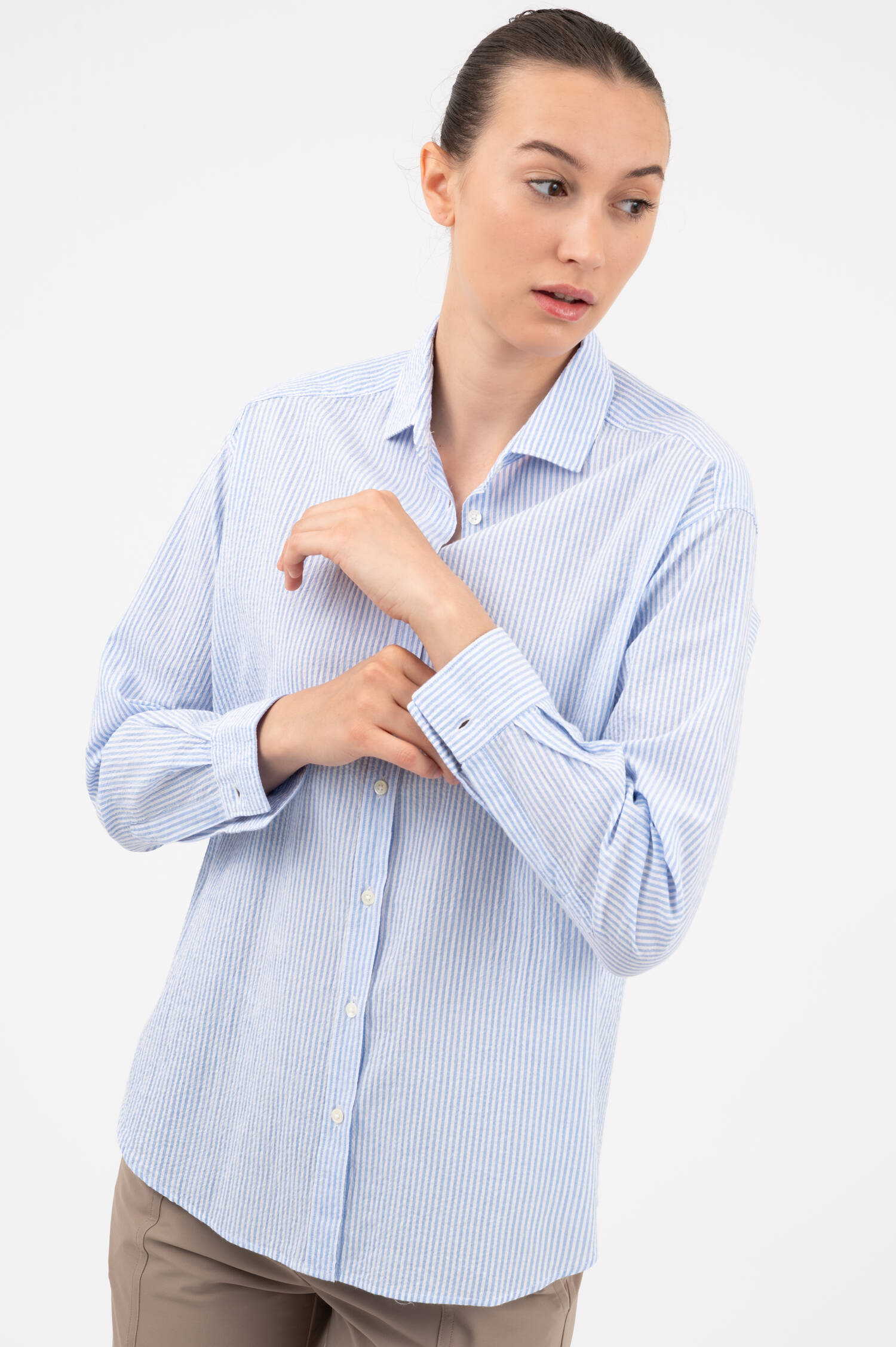 Bluse in Hellblau/Weiß gestreift