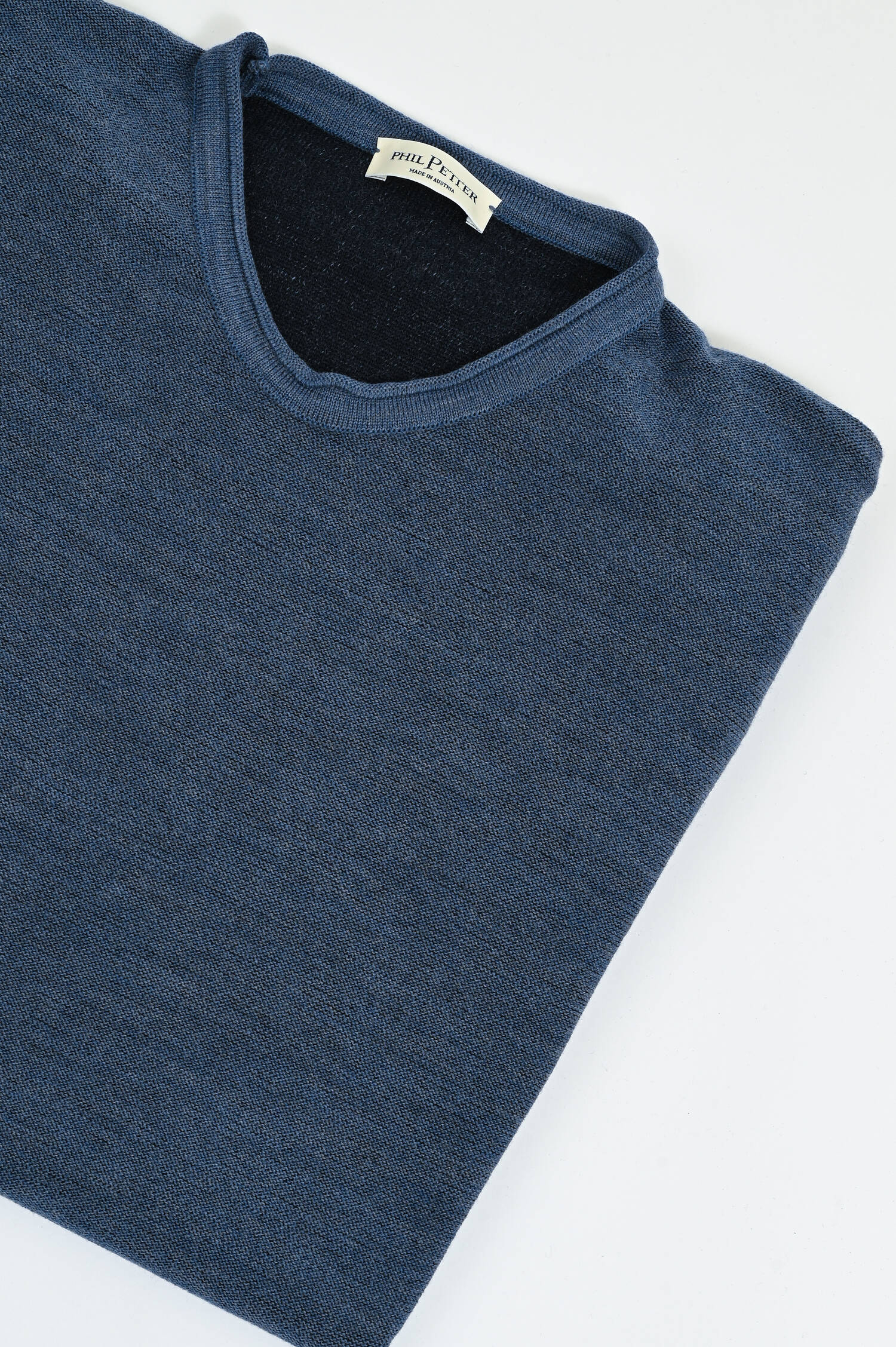 Pullover mit Inside-Out-Nähten in Blau Pullover mit Inside-Out-Nähten in Blau