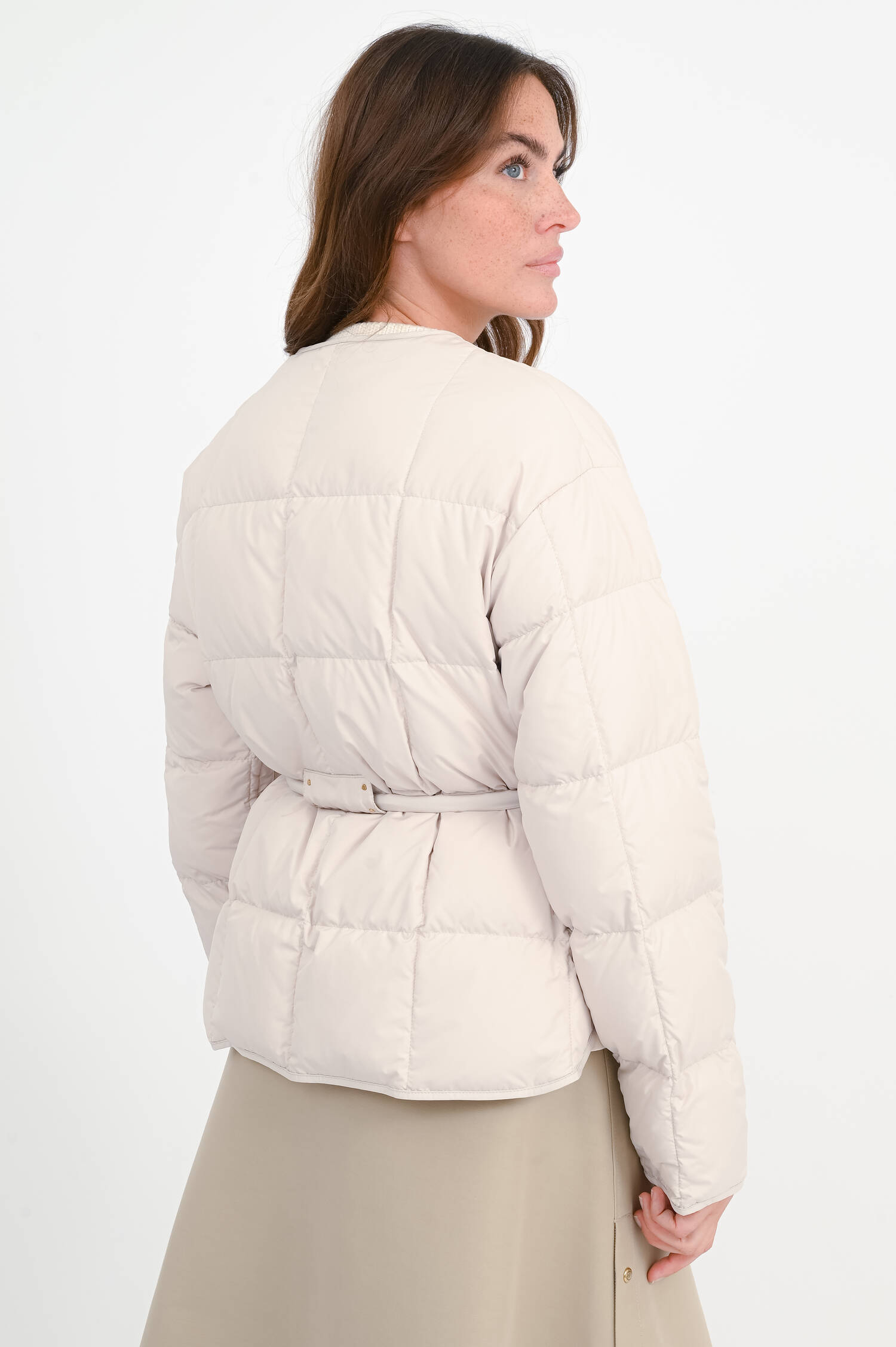 Kurze CARAMAGNE Daunenjacke in hellem Greige