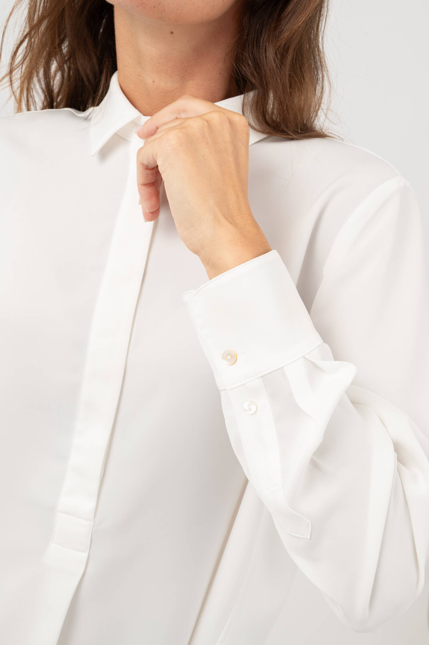 Relaxed Bluse in Weiß Relaxed Bluse in Weiß
