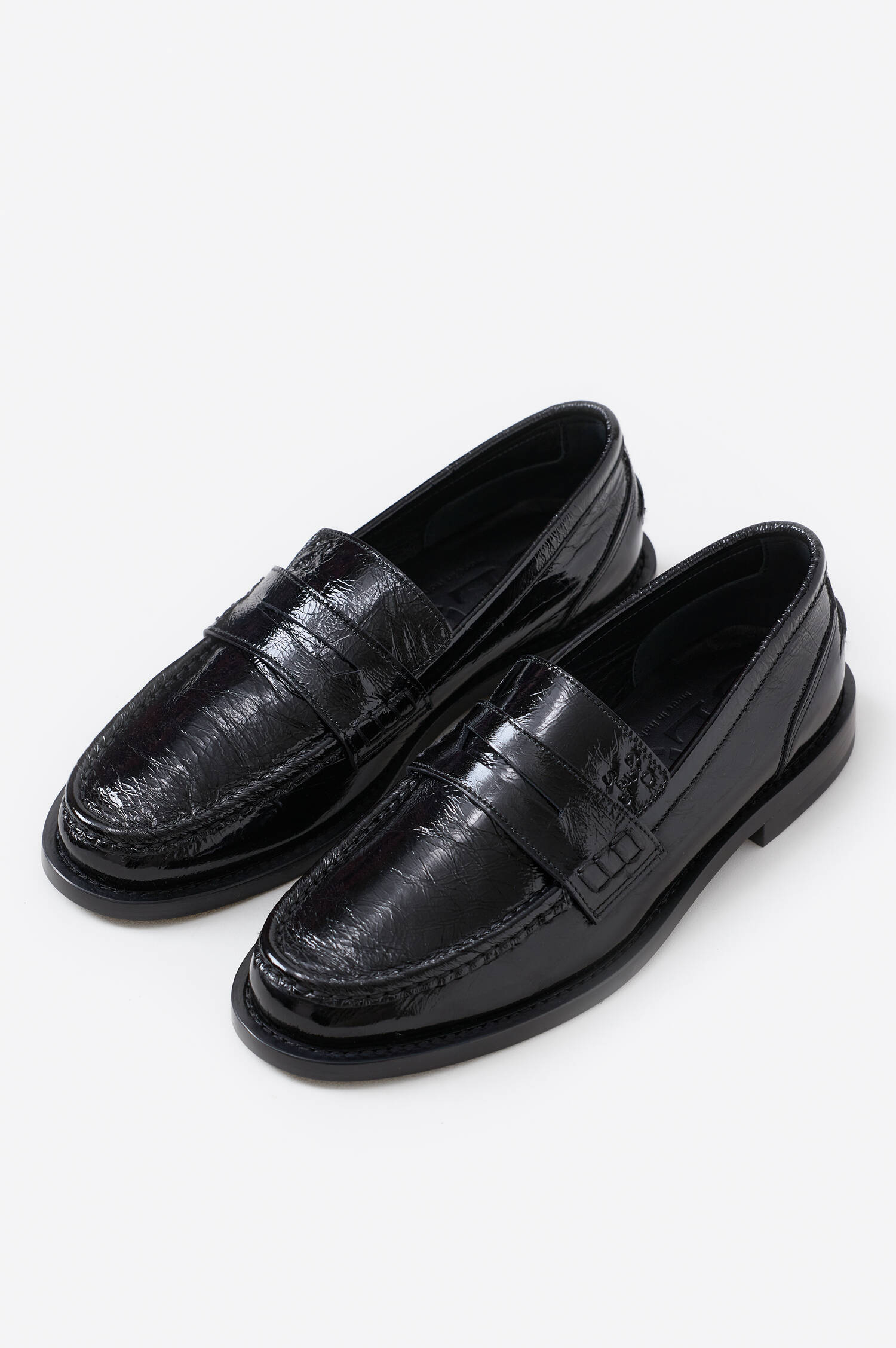 Loafer mit texturiertem Leder in Lackschwarz