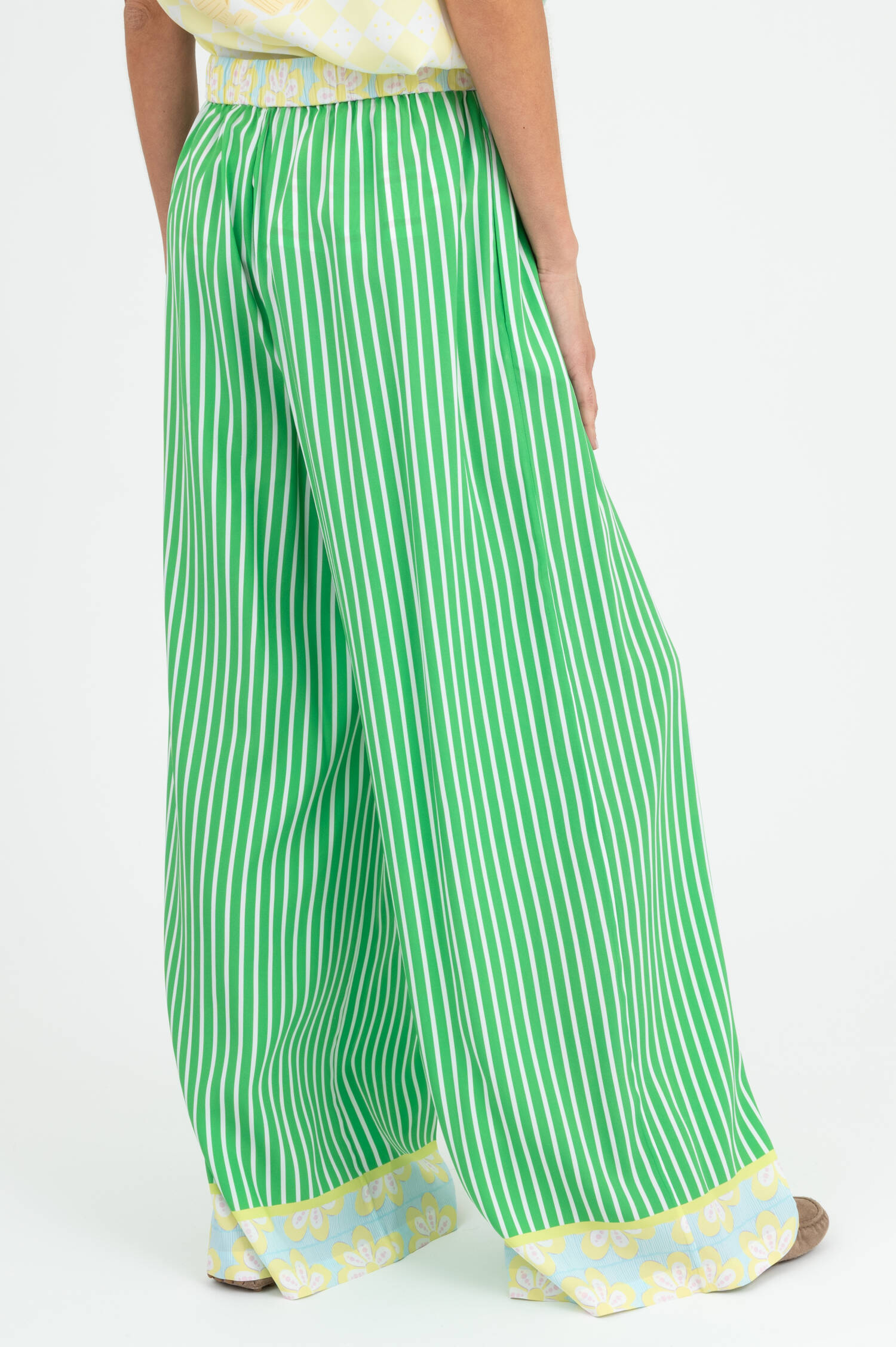 Seidenhose in Grün/Weiß gestreift