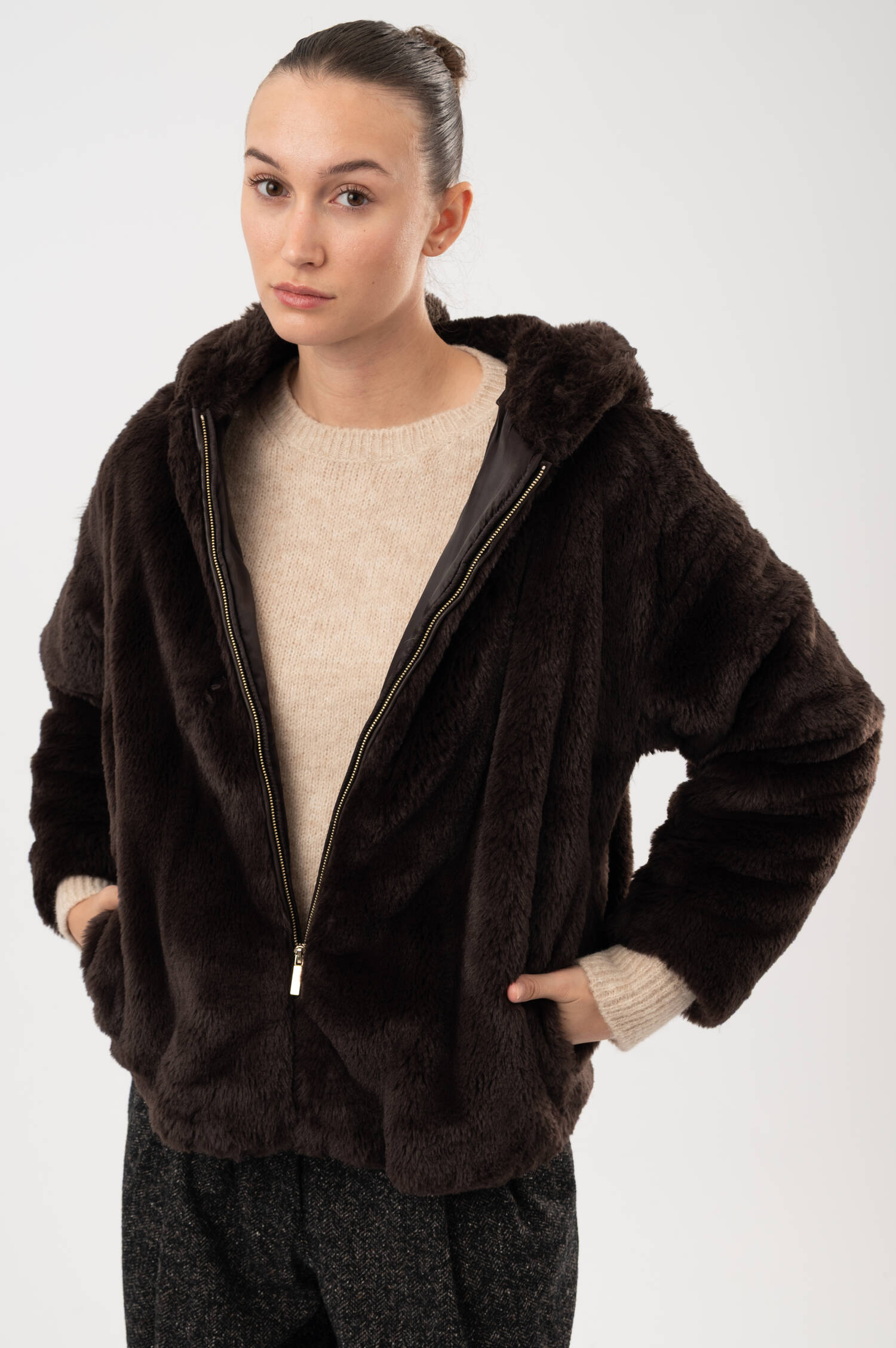 Faux-Fur-Jacke in Dunkelbraun