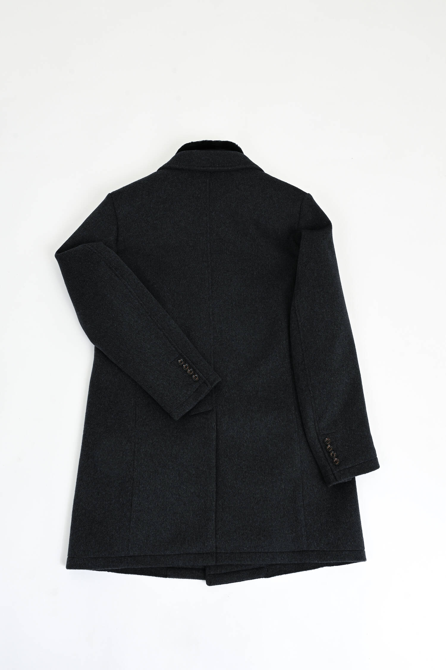 Mantel mit Stepp-Einsatz in Anthrazit Mantel mit Stepp-Einsatz in Anthrazit