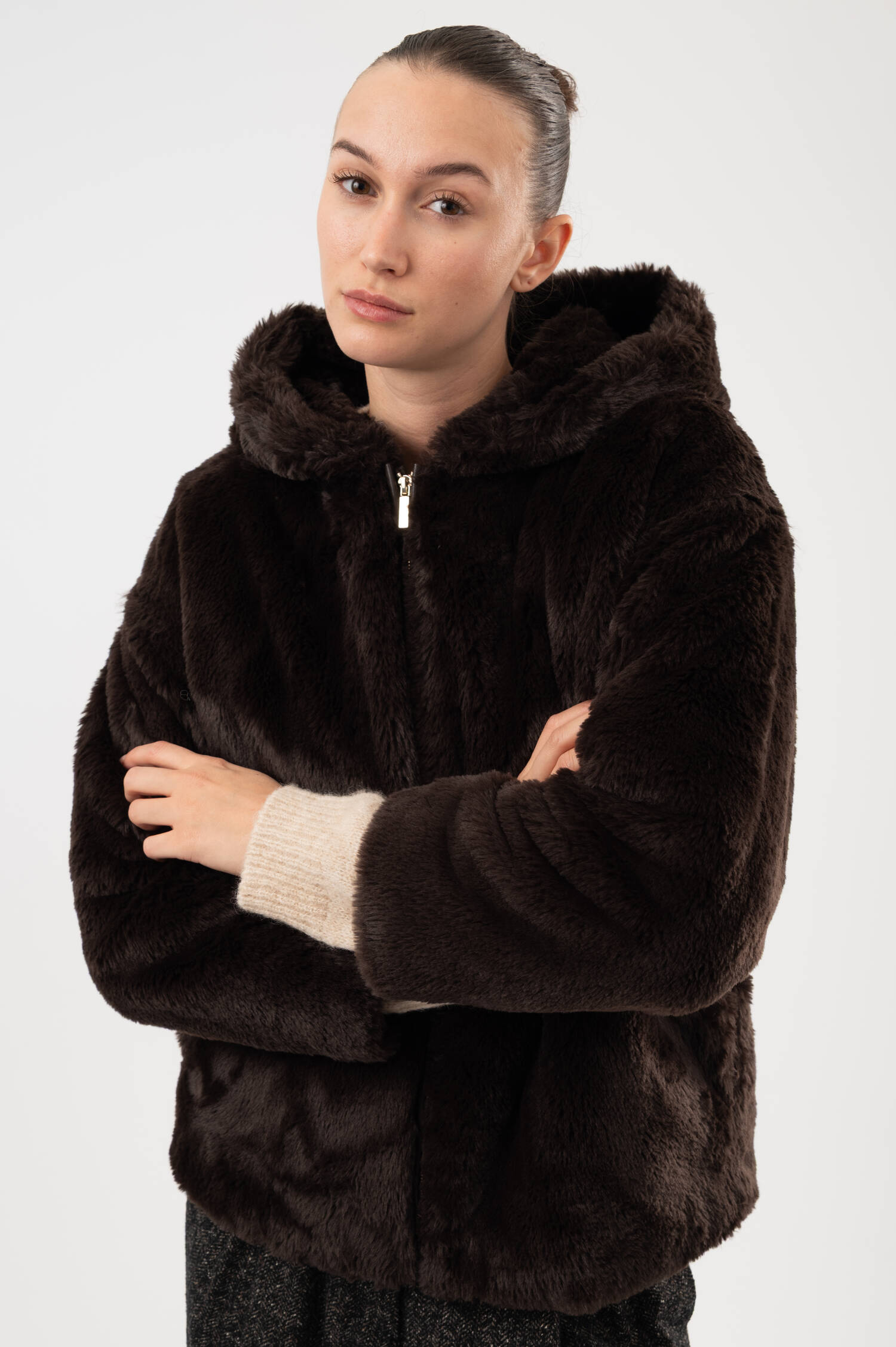 Faux-Fur-Jacke in Dunkelbraun