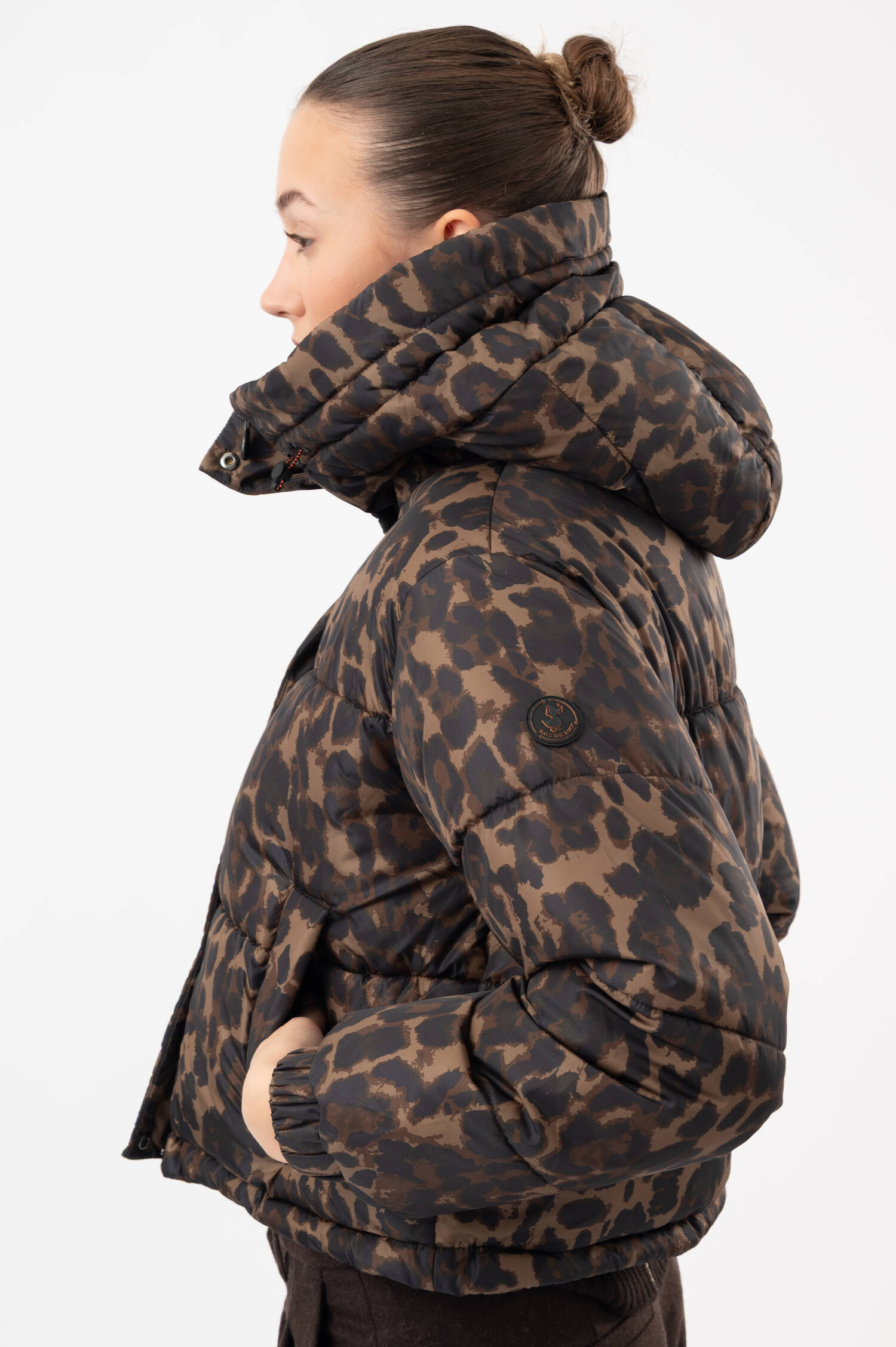 Gemusterte Steppjacke RHIANNON in Braun Gemusterte Steppjacke RHIANNON in Braun