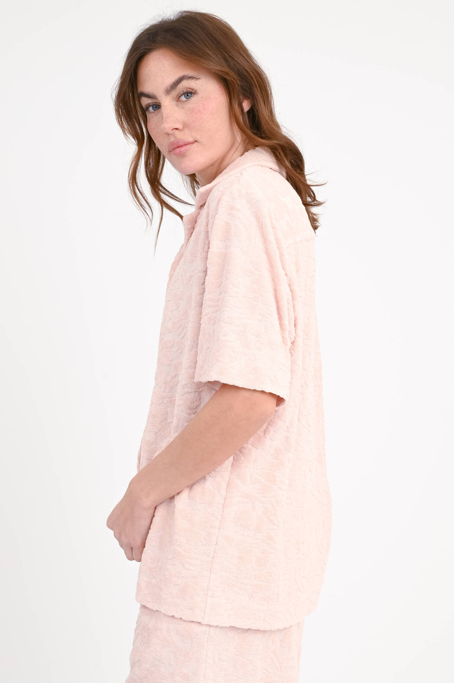 Frottee-Hemd mit Blumenmuster in Light Pink Frottee-Hemd mit Blumenmuster in Light Pink