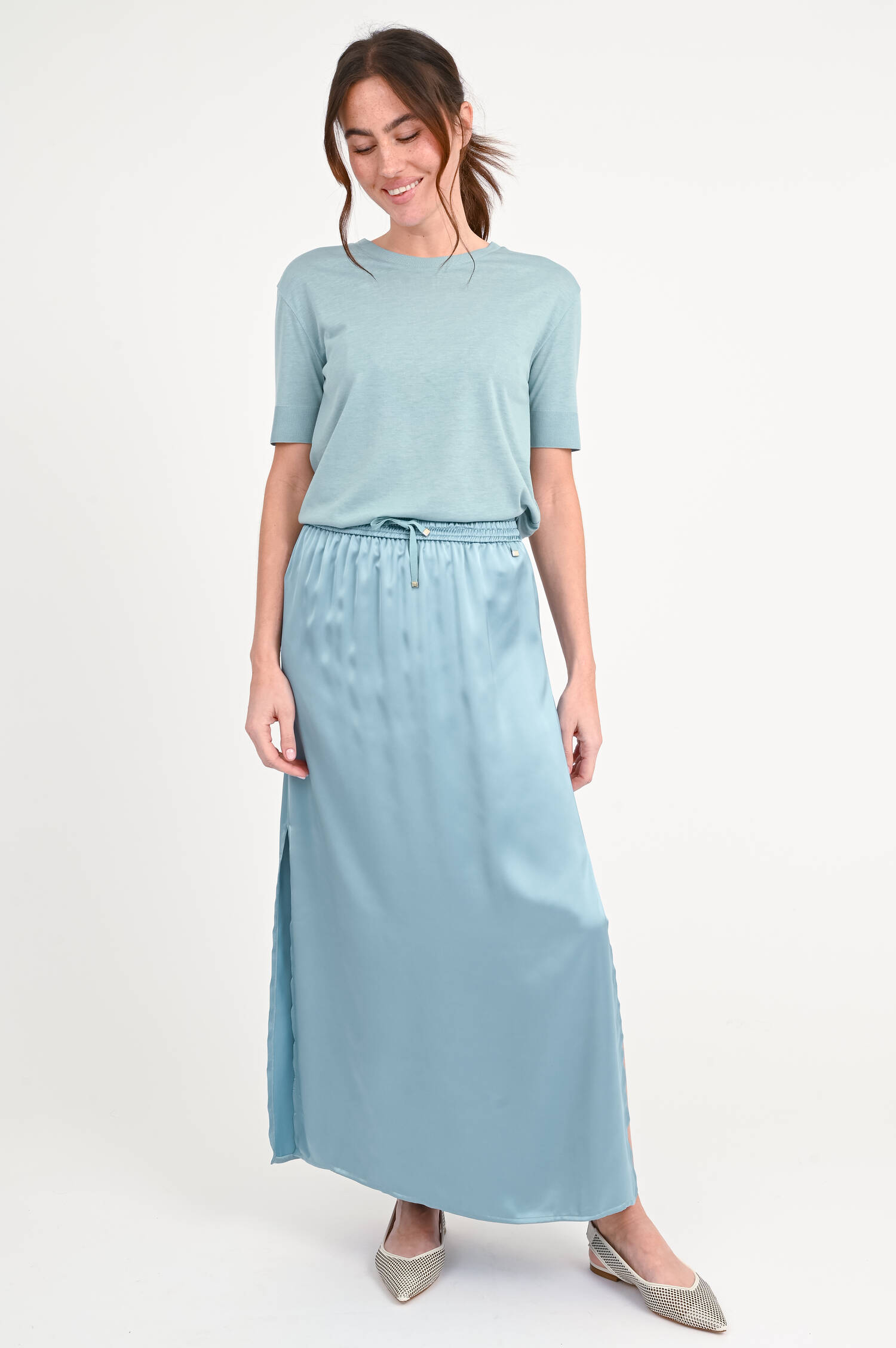 Midi-Rock aus Satin in Azzuro Minerale