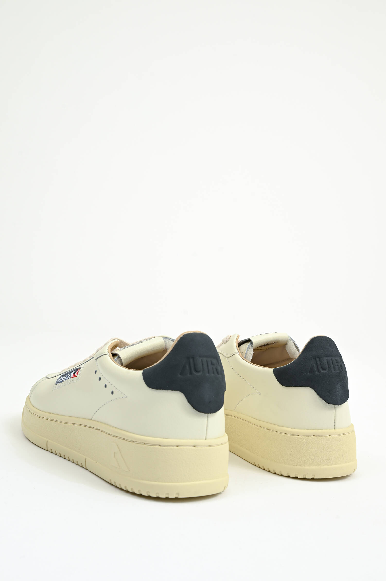 Sneaker DALLAS LOW in Weiß/Anthrazit