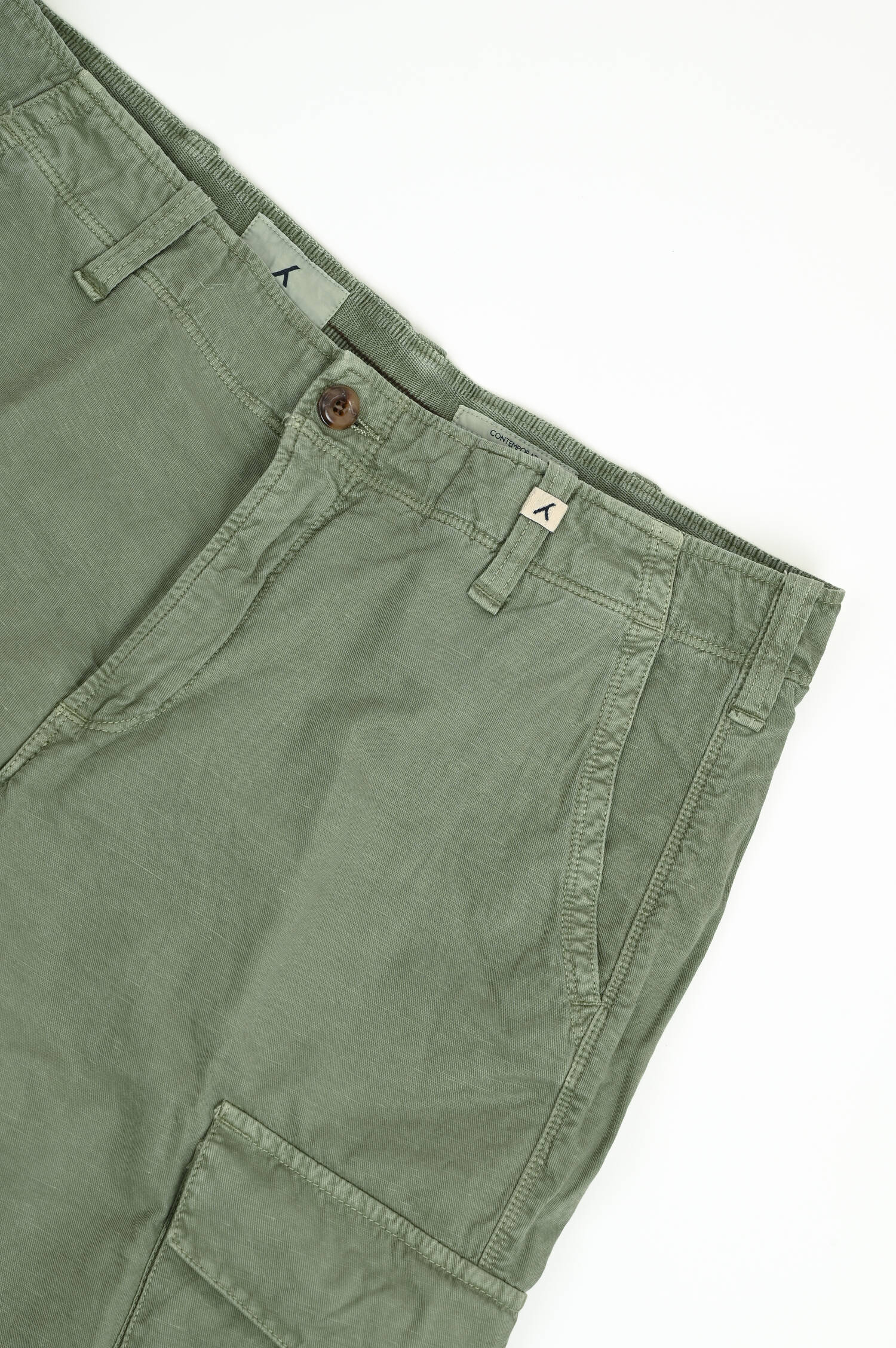 Cargoshorts in Olive Cargoshorts in Olive