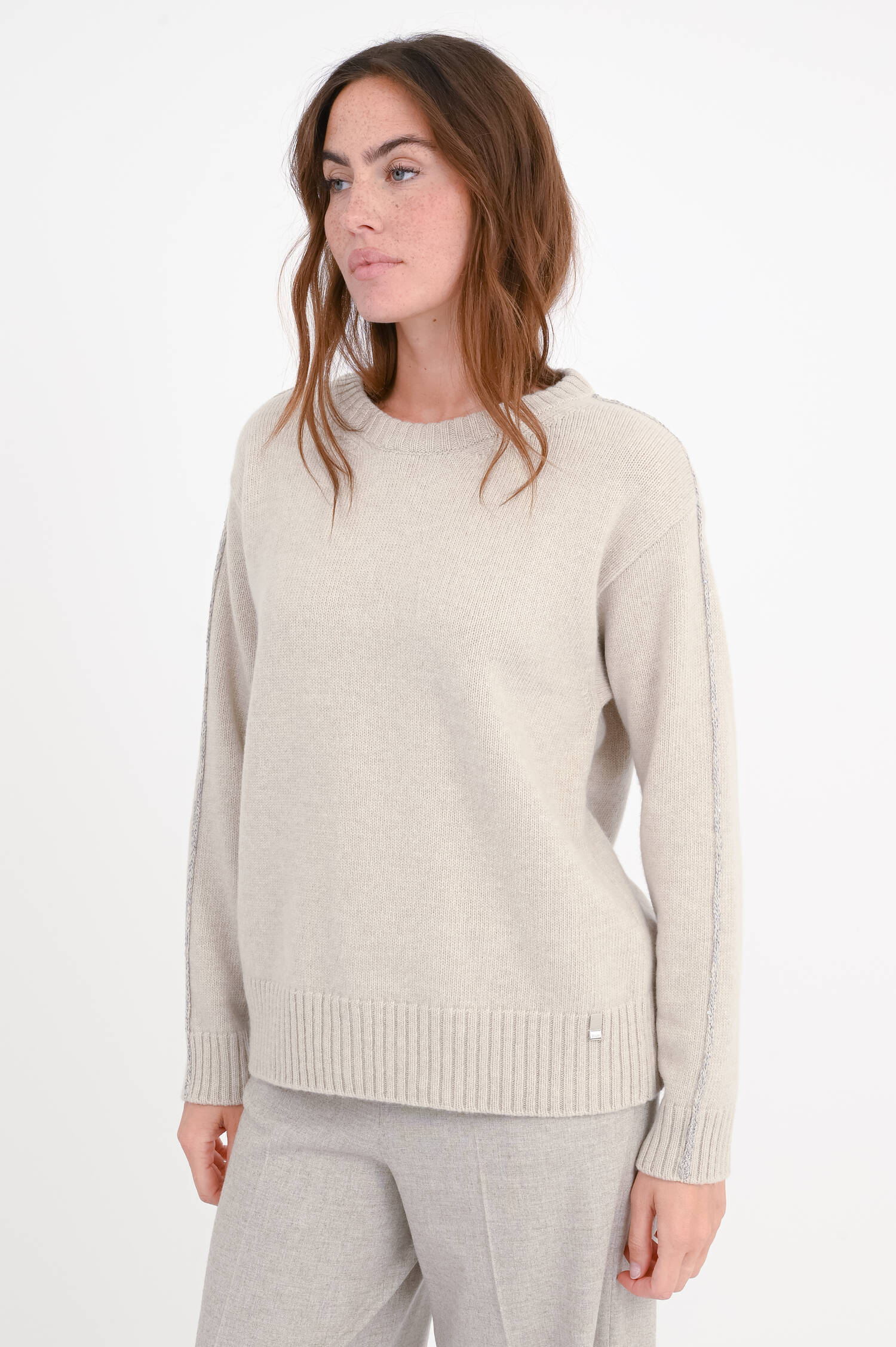 Jeans GILLIAN mit ausgestelltem Bein in Dark Grey